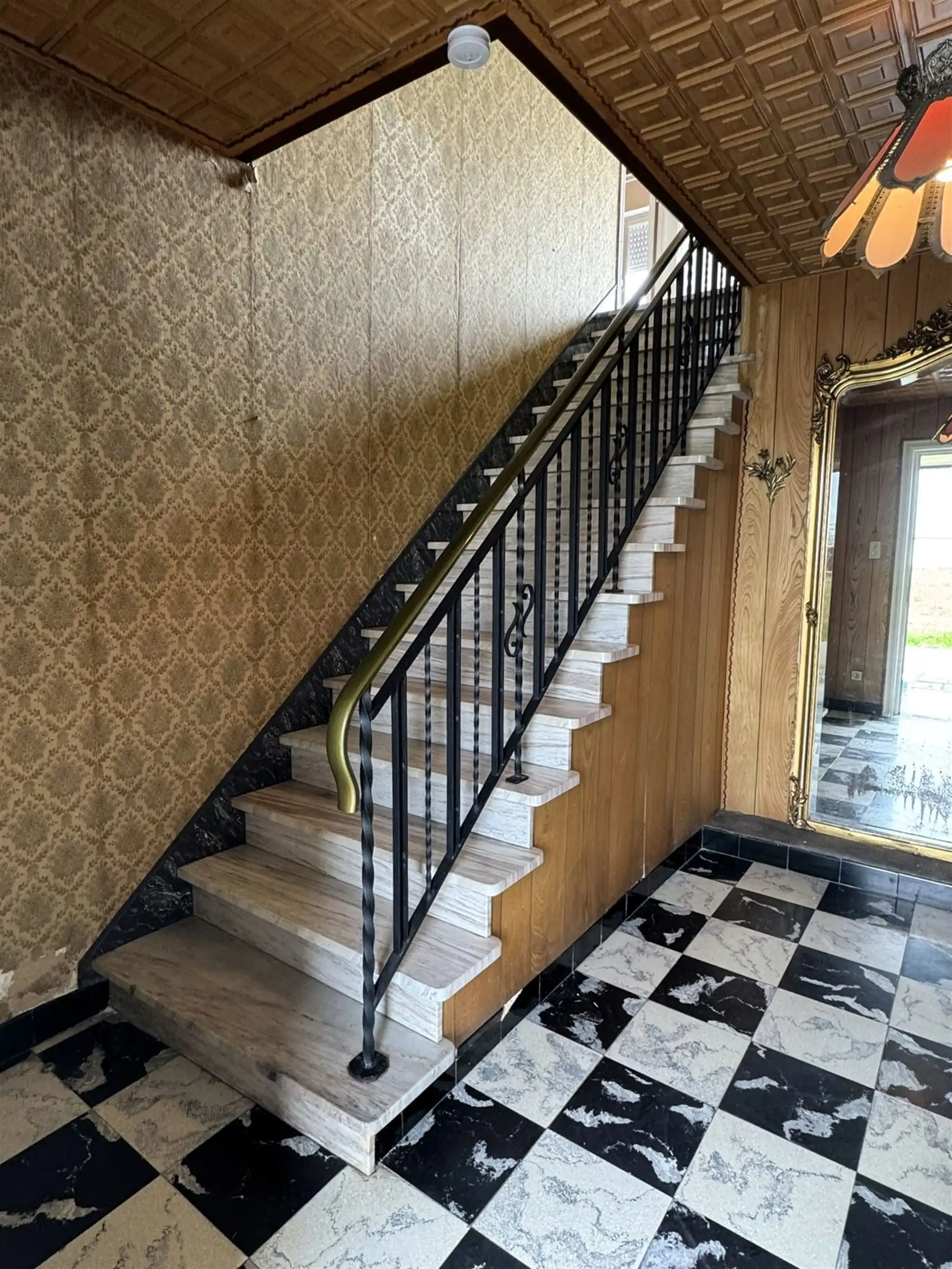 Op te frissen woning met 4 slaapkamers foto 8