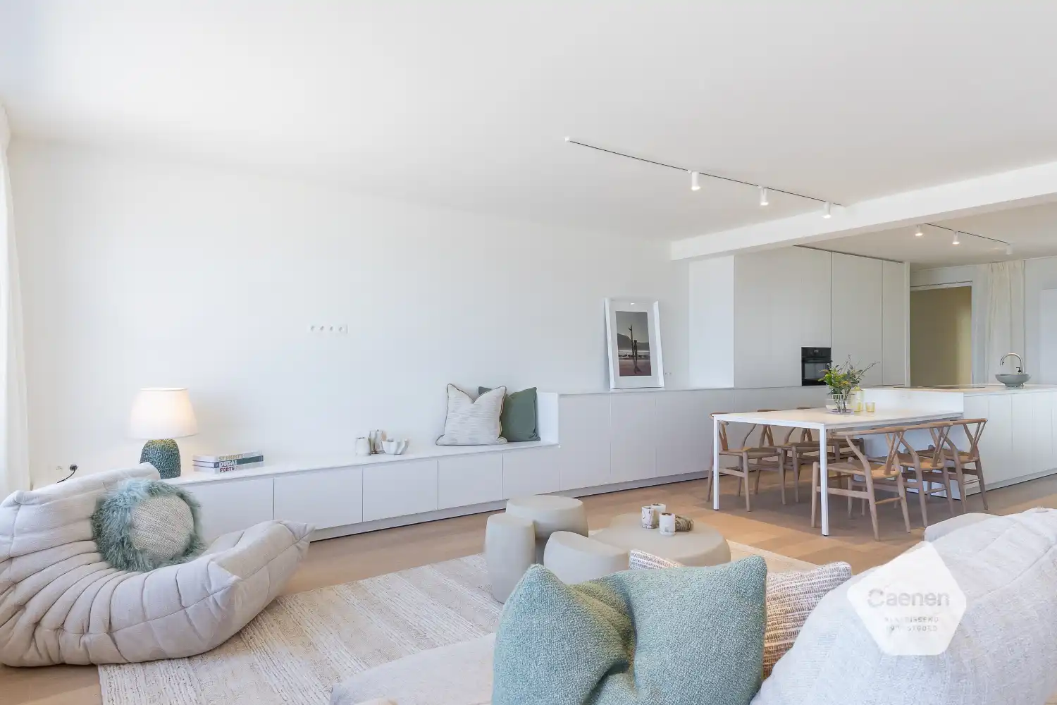 Exclusief drie slaapkamer appartement met zeezicht foto 4