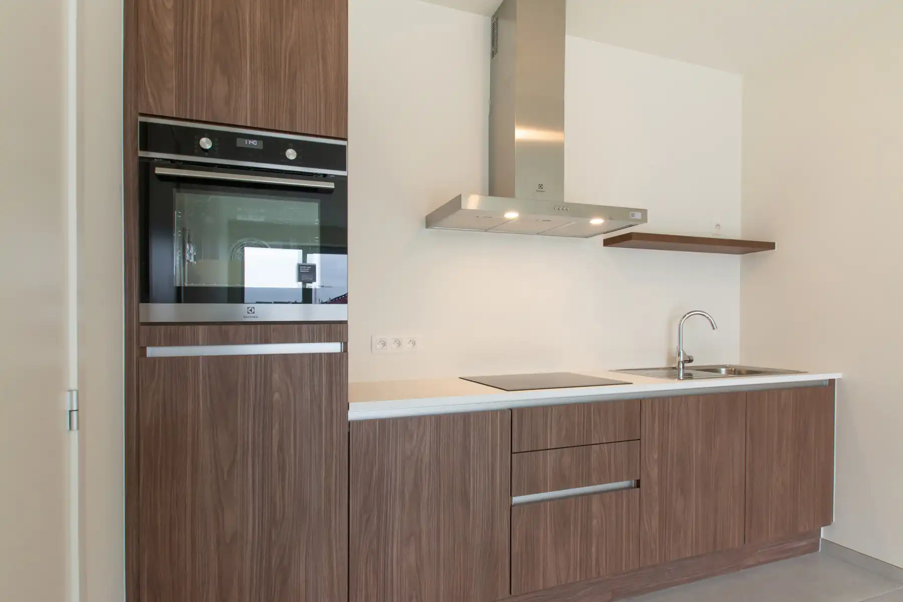 Prachtig ongemeubeld 1-kamer appartement (Groene Poort) foto 8