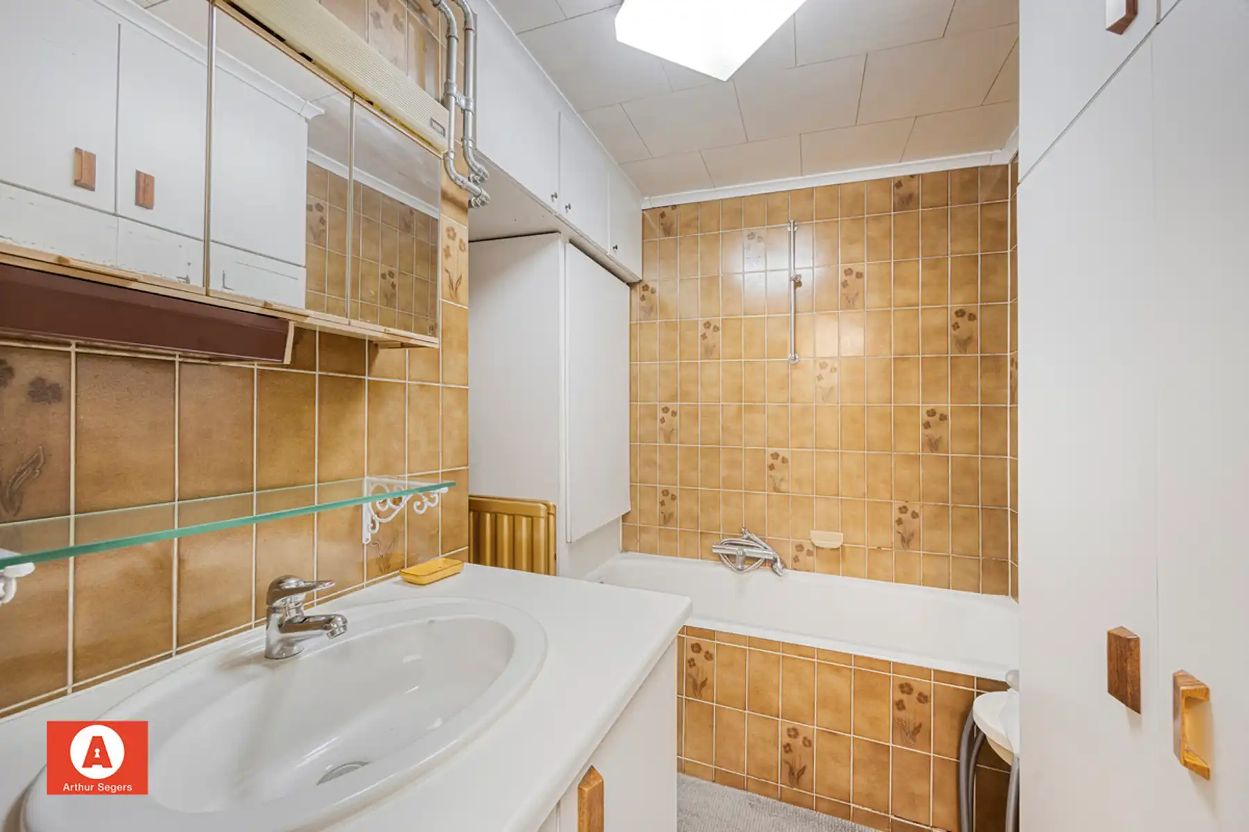 Te renoveren woning nabij centrum Buggenhout foto 12