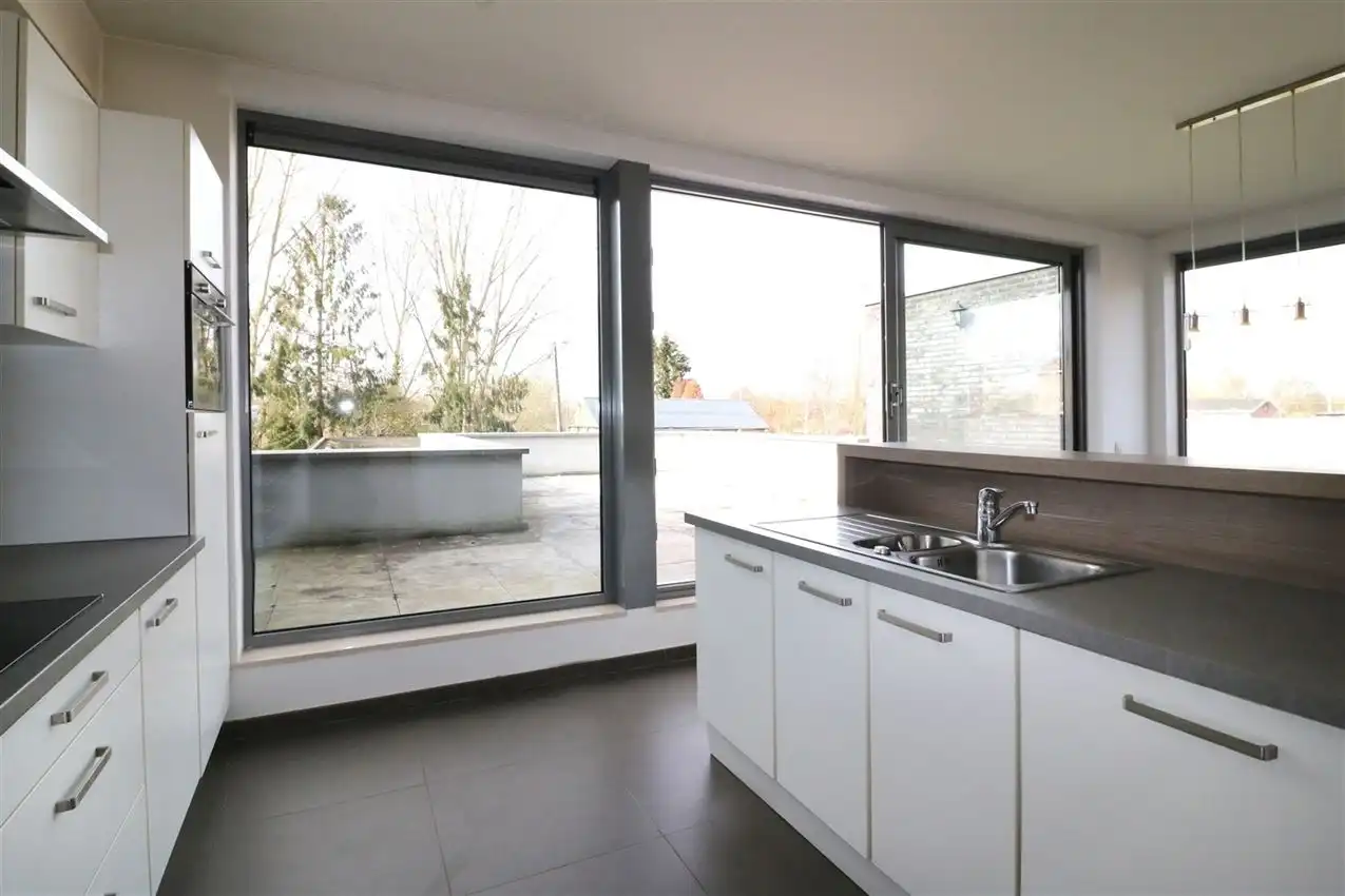 Duplex appartement met 3 slpk., terras en garage  foto 14