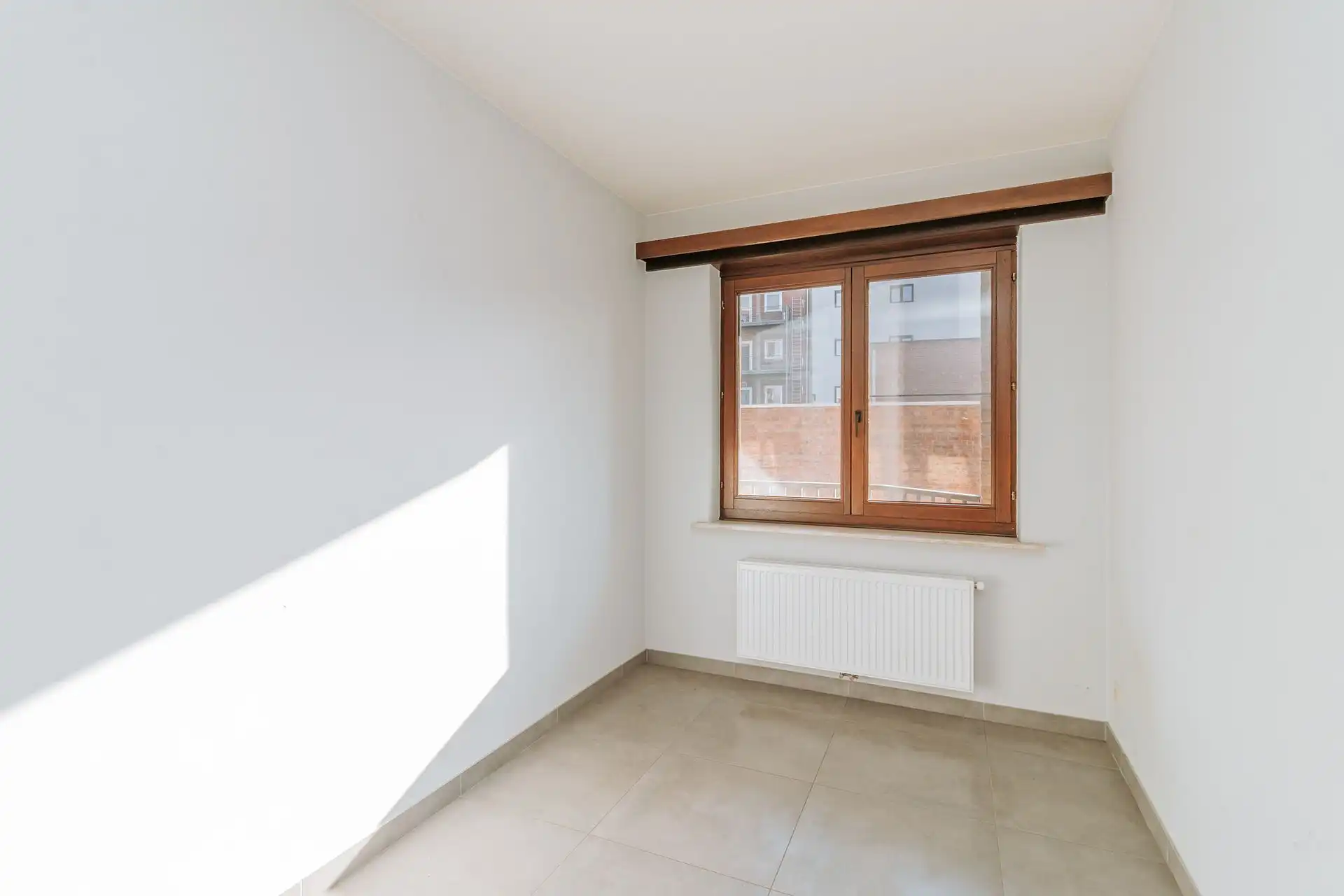 Twee slaapkamer appartement met terras en autostaanplaats foto 8