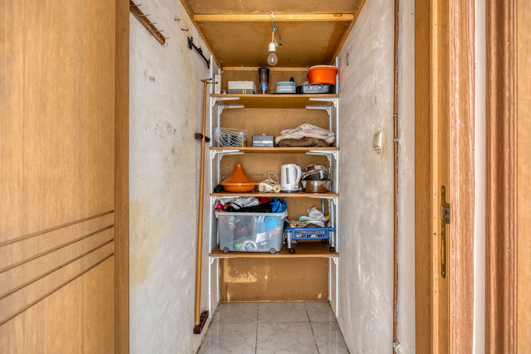 TOPPER: ruime instapklare woning met een enorm potentieel! foto 14