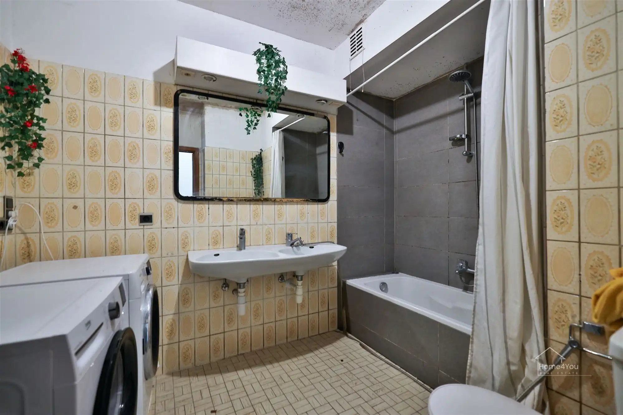 Opbrengsteigendom met 2 app. en 2 garages (1 verhuurd) foto 12