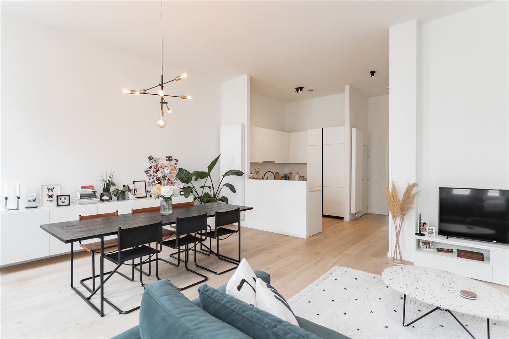 Centraal gelegen 1 slaapkamer appartement in authentiek jasje foto 5