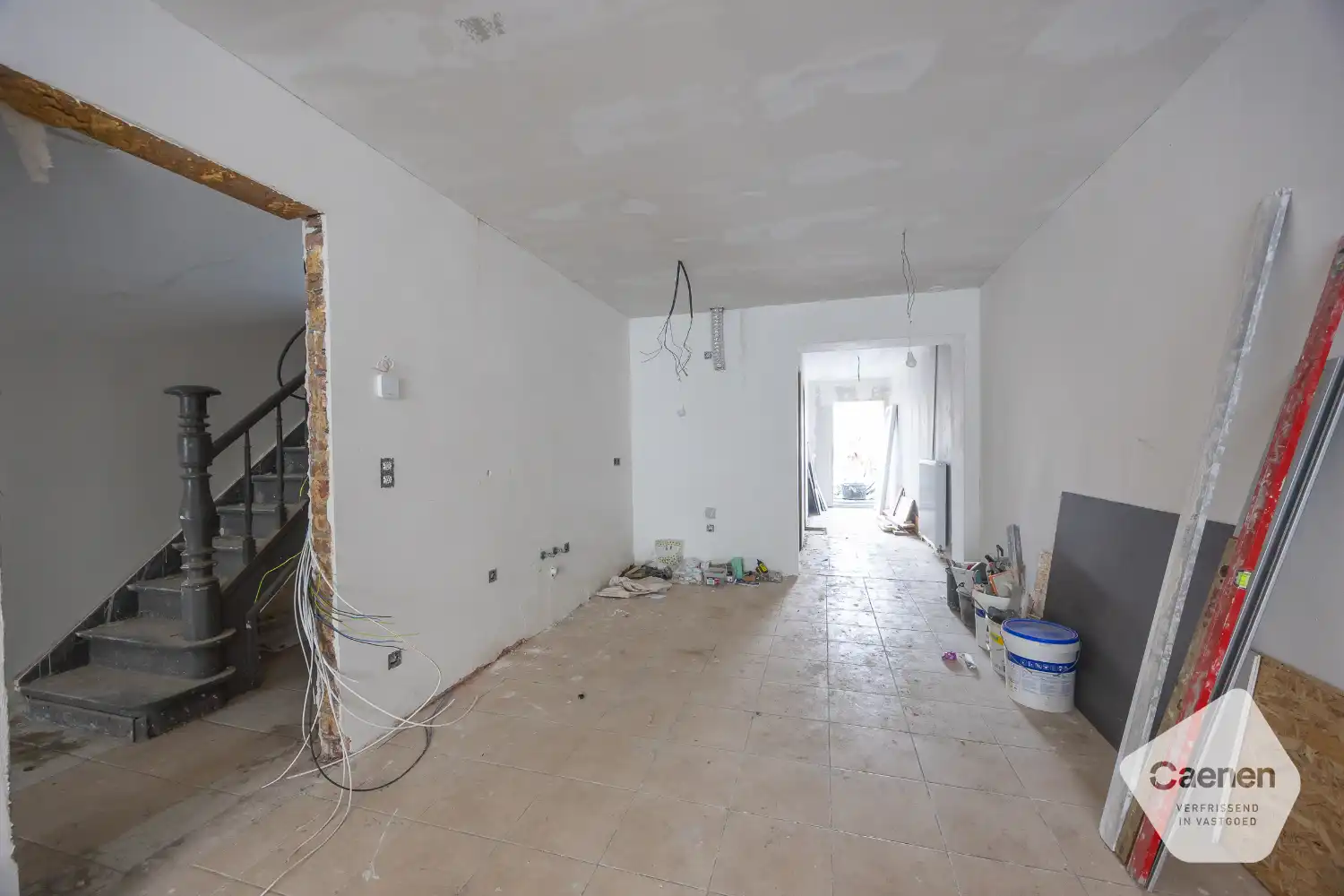 Ruime woning met 5 slaapkamers in Bredene foto 7