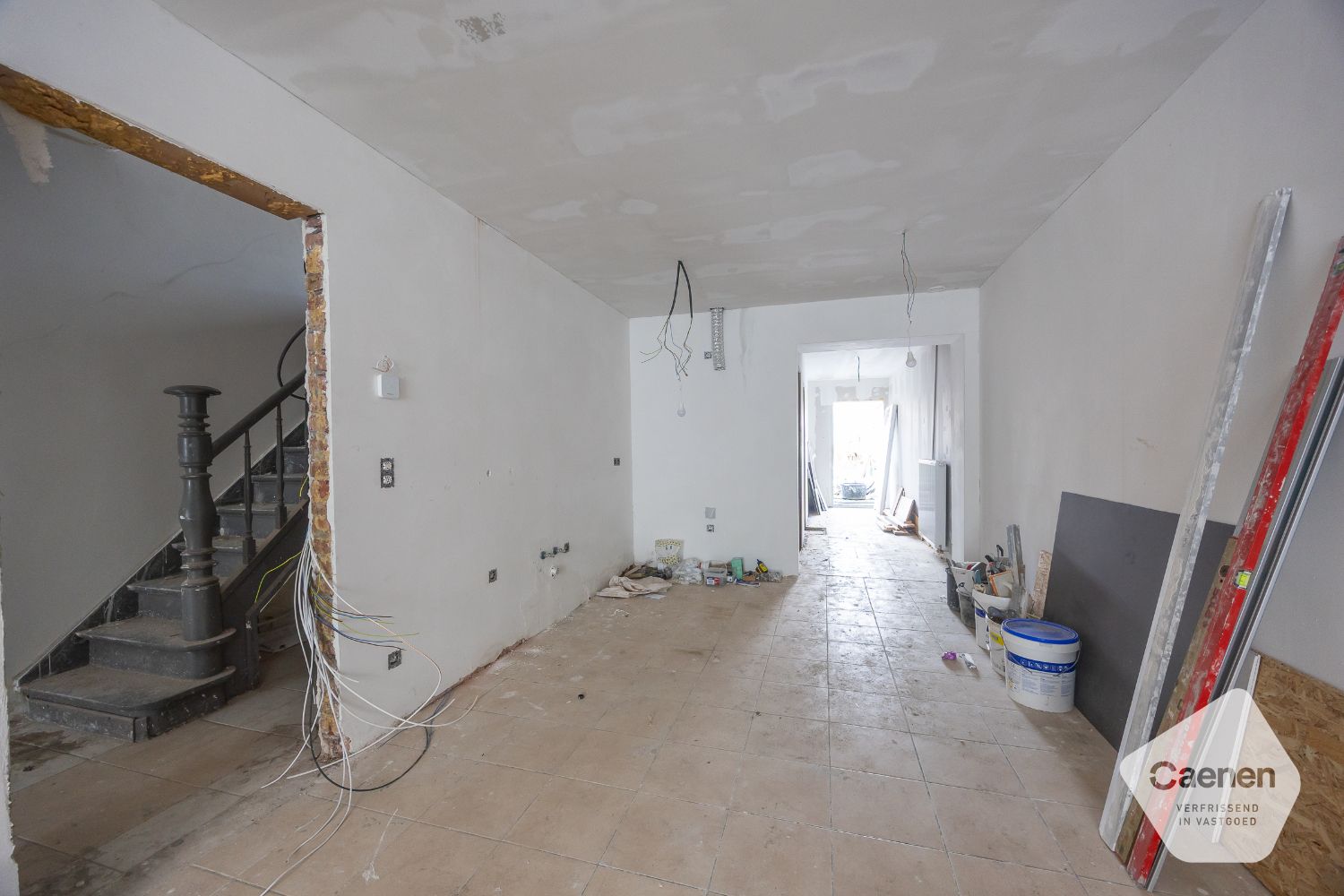 Ruime woning met 5 slaapkamers in Bredene foto 7