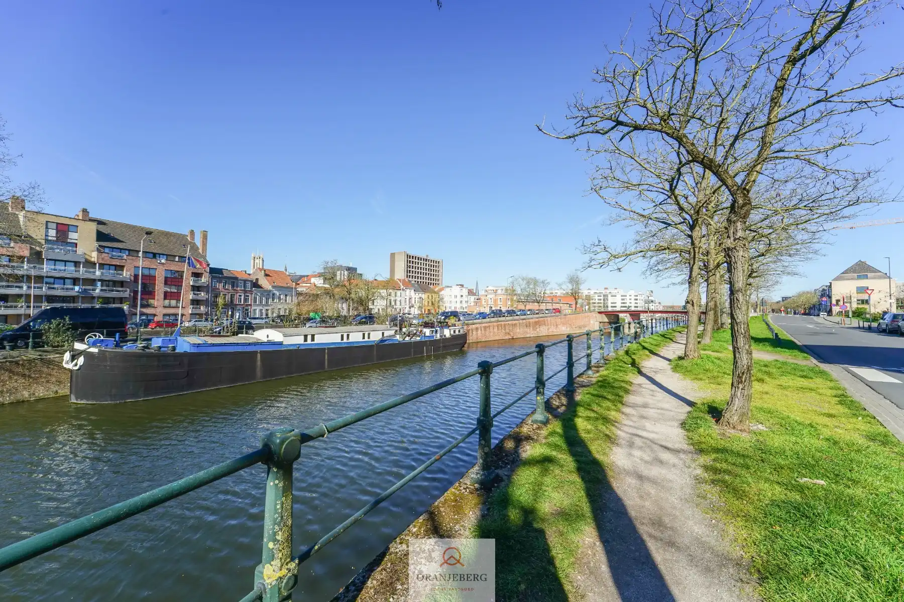 3-slpk appartement aan Portus Ganda foto {{pictureIndex}}