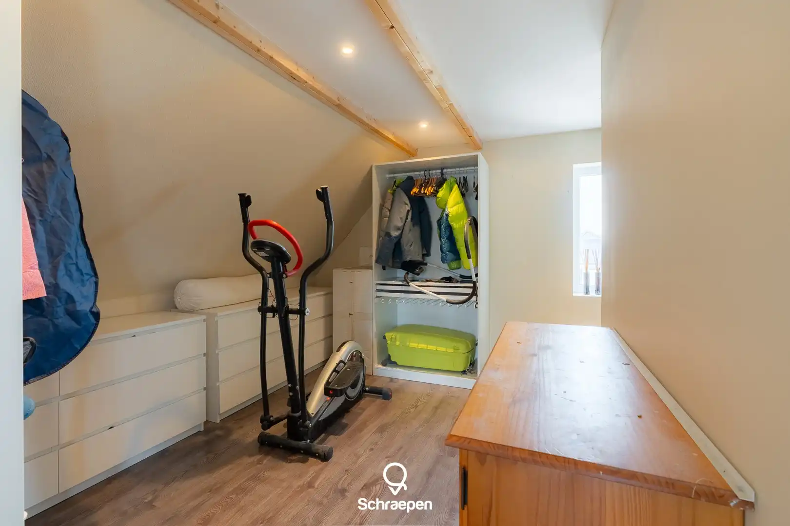 Op te frissen gezinswoning (270 m²) met 5 slpks én EPC-label C op hoekperceel van circa 7,5 are! foto 29