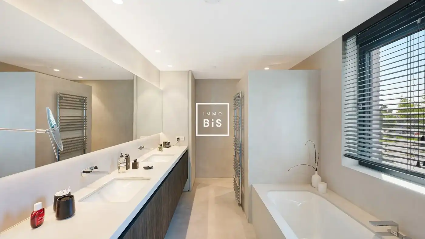 Exclusief Dubbel hoekappartement van 215 m² + 50 m² terrassen voorzien van een hoogstaande afwerkingsgraad foto 16
