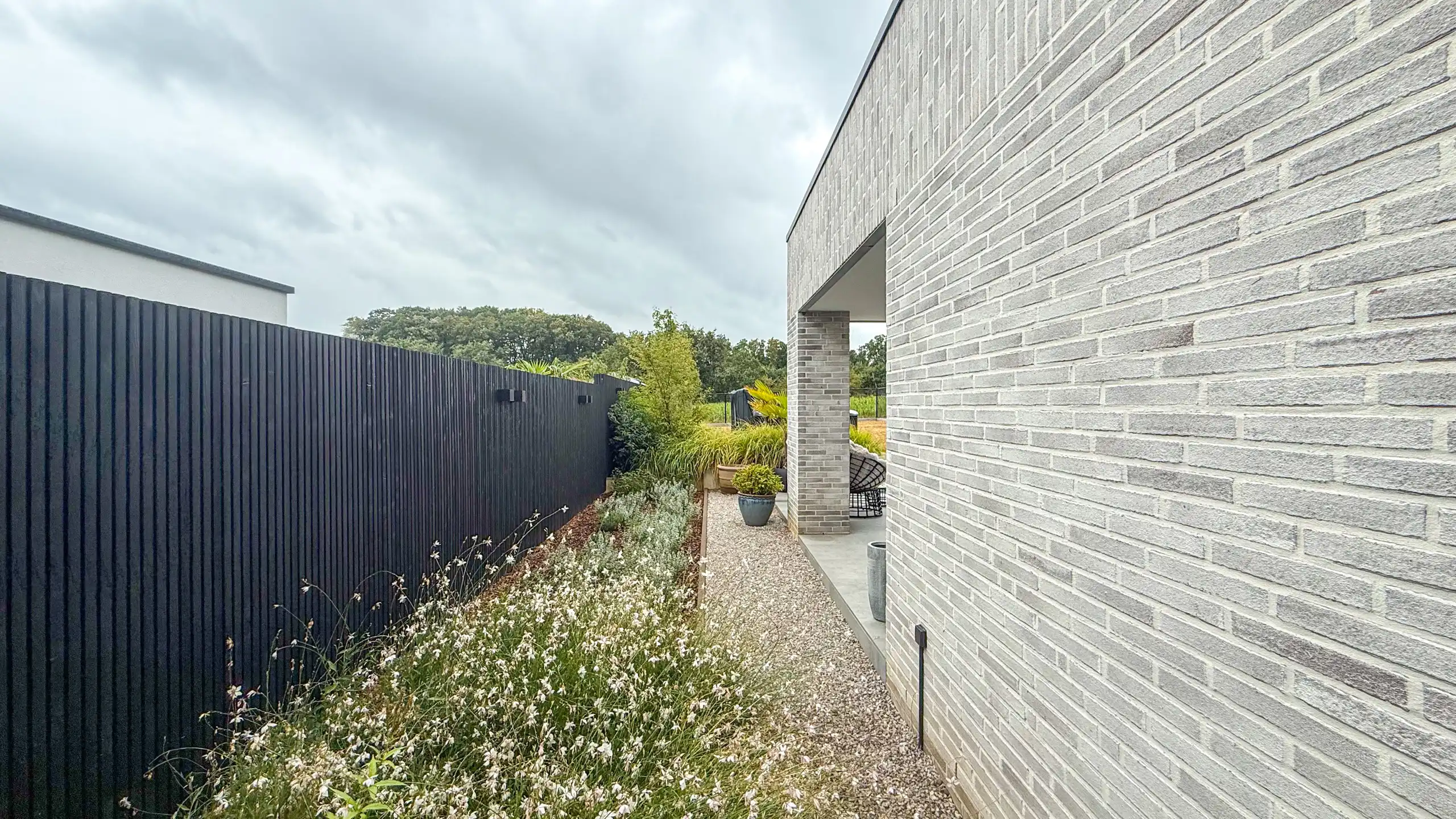 Luxueuze nieuwbouwwoning uit 2023 met E-peil 13 te Paal! foto 46