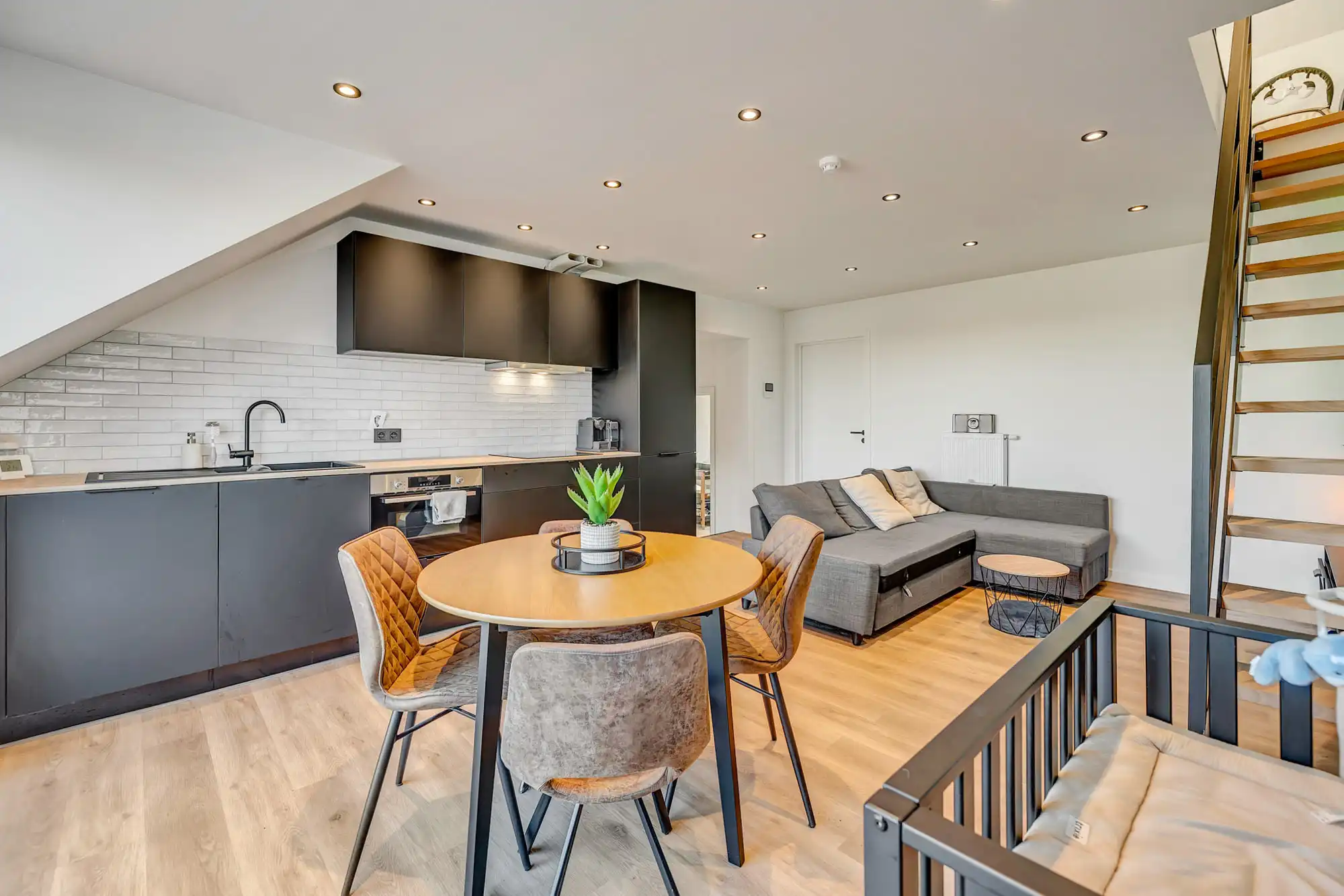 Gerenoveerd duplexappartement foto 2