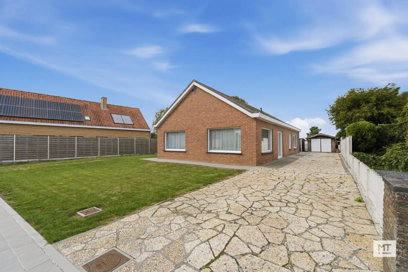 Gerenoveerde alleenstaande woning te koop op de Madonna foto 26