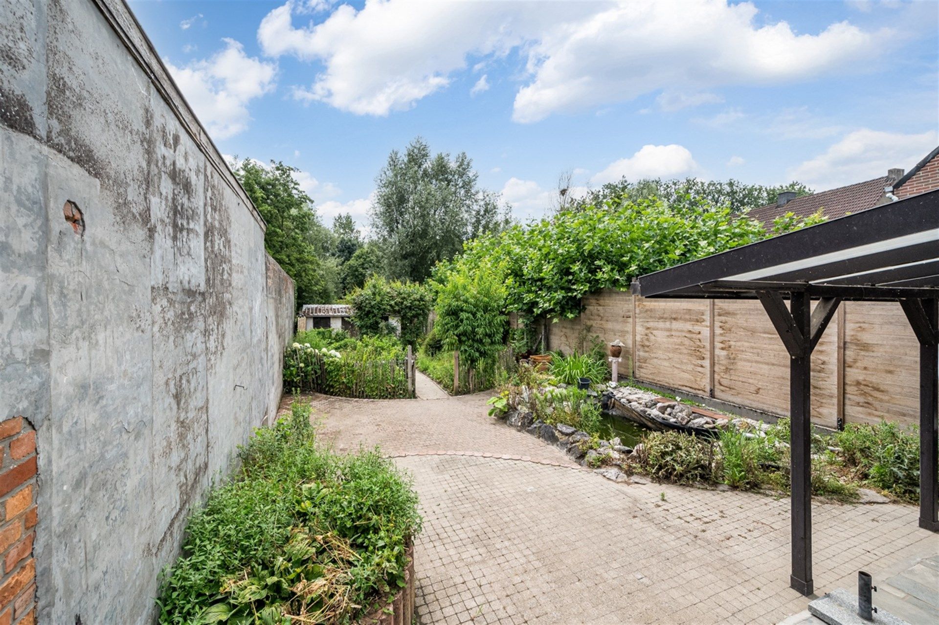 Charmante, gerenoveerde woning met bijgebouw, zuidgerichte tuin en uitstekende ligging foto 21