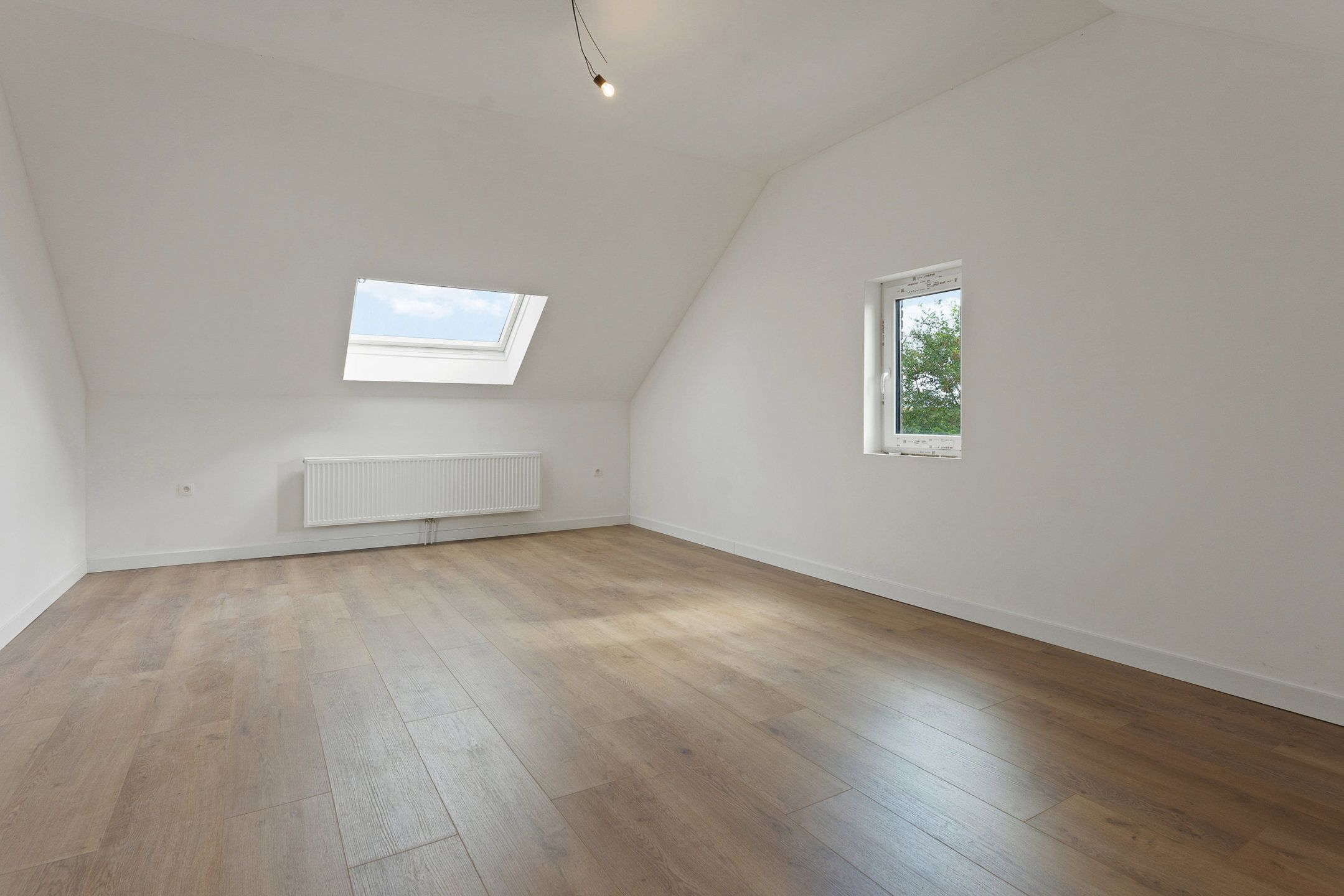 Recent gerenoveerde 4-gevelwoning te Riemst foto 18