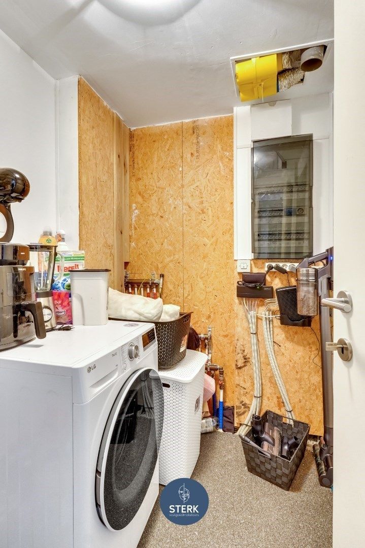 INSTAPKLAAR DUPLEX-APPARTEMENT MET ZOLDER TE MAASMECHELEN !  foto 10