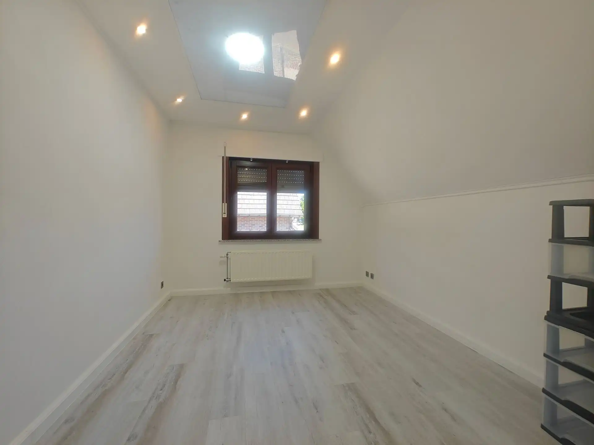Vrijstaande woning op de Leopoldstraat 35 te Maasmechelen foto 17