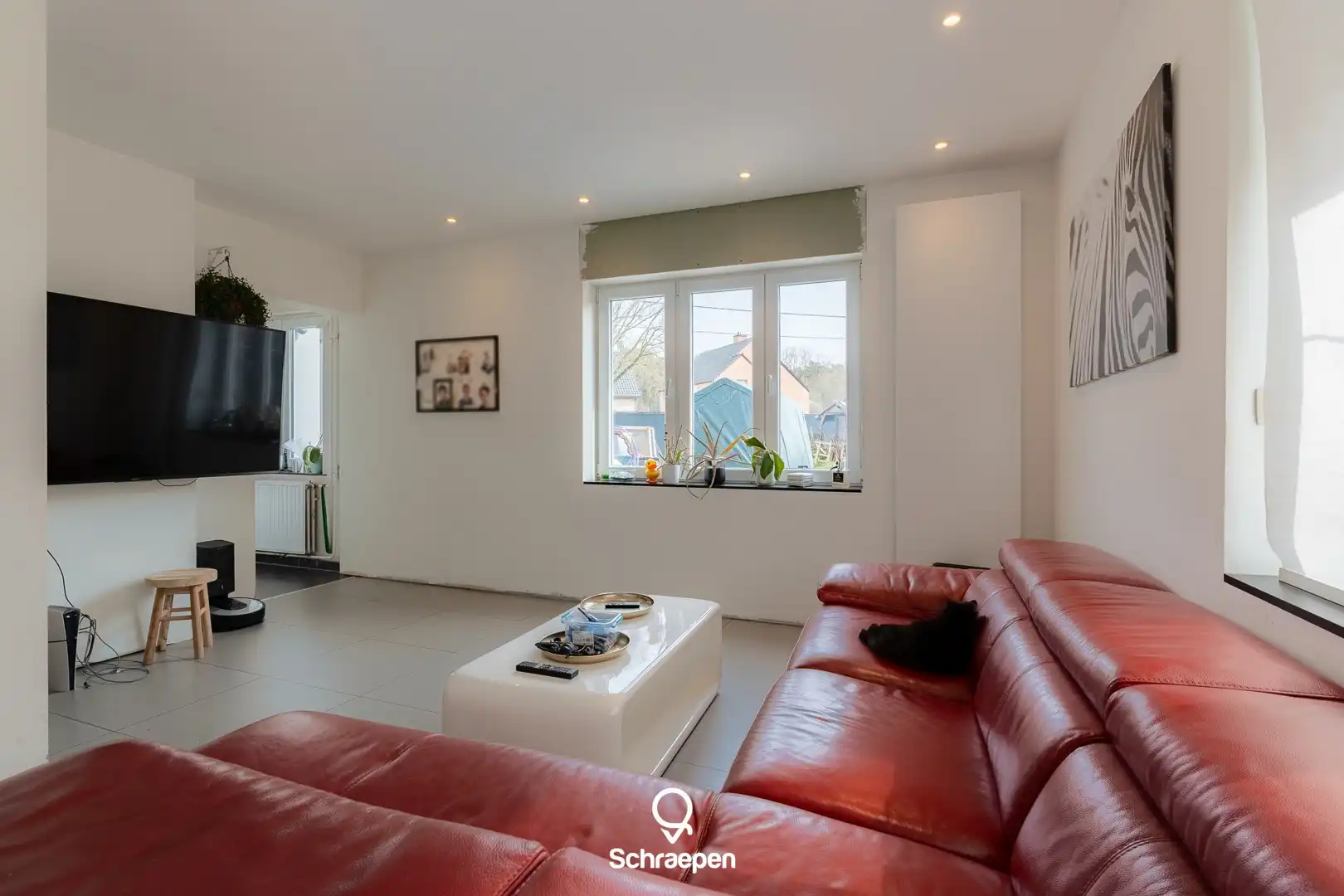 Op te frissen gezinswoning (270 m²) met 5 slpks én EPC-label C op hoekperceel van circa 7,5 are! foto 10