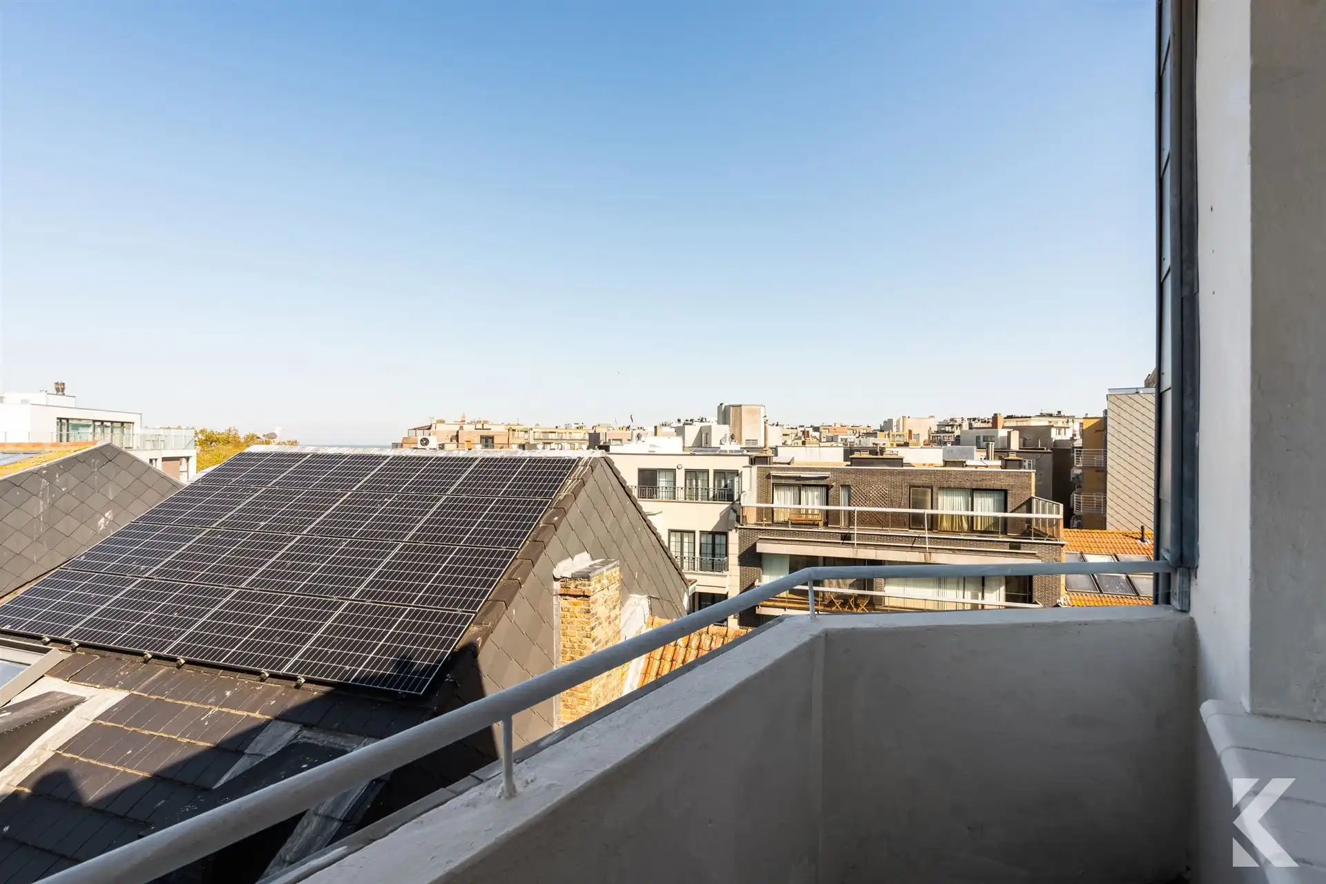 Instapklaar gerenoveerd appartement nabij strand foto 10