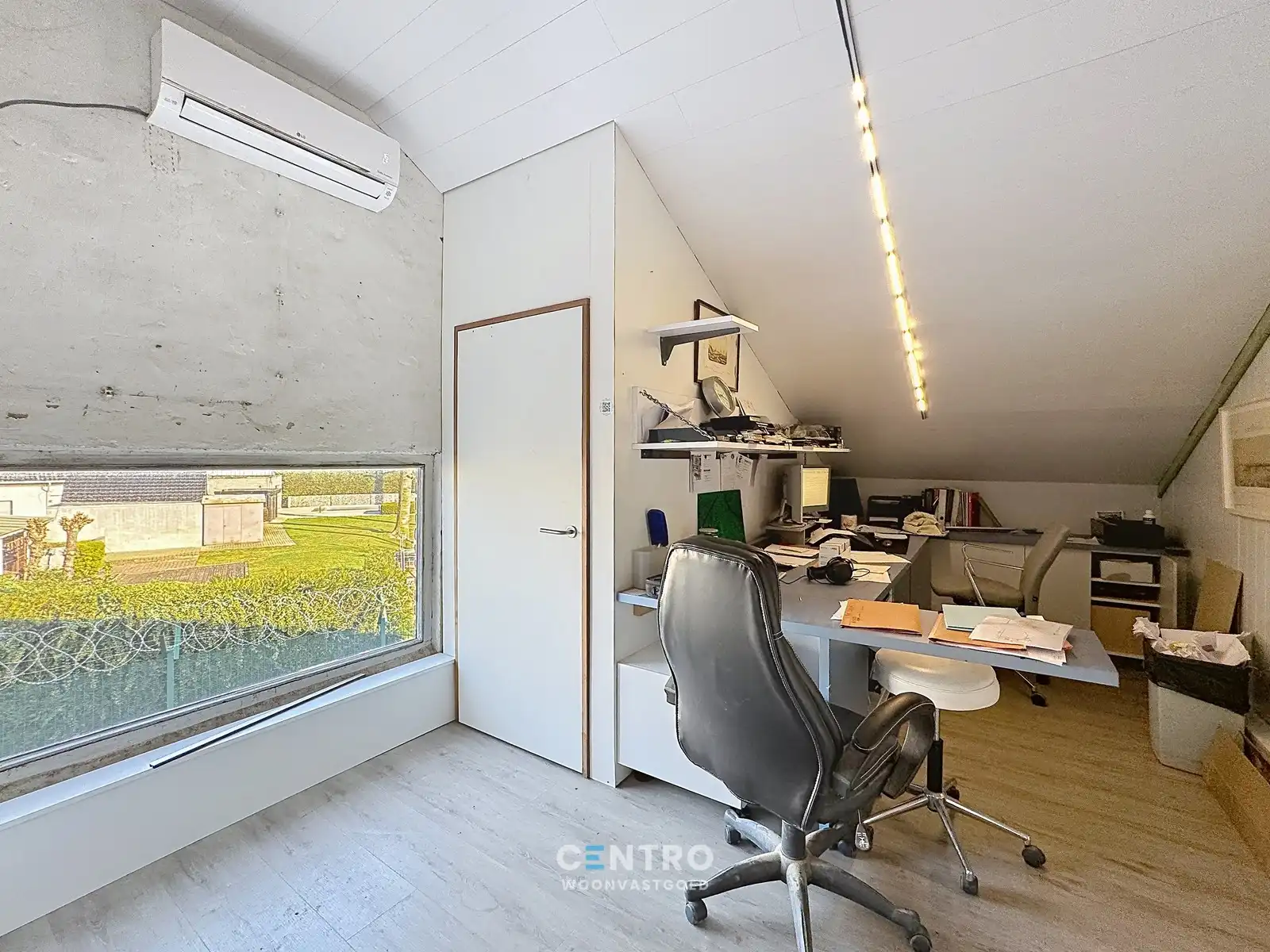 Woning met magazijn op interessante ligging te Gistel! foto 31