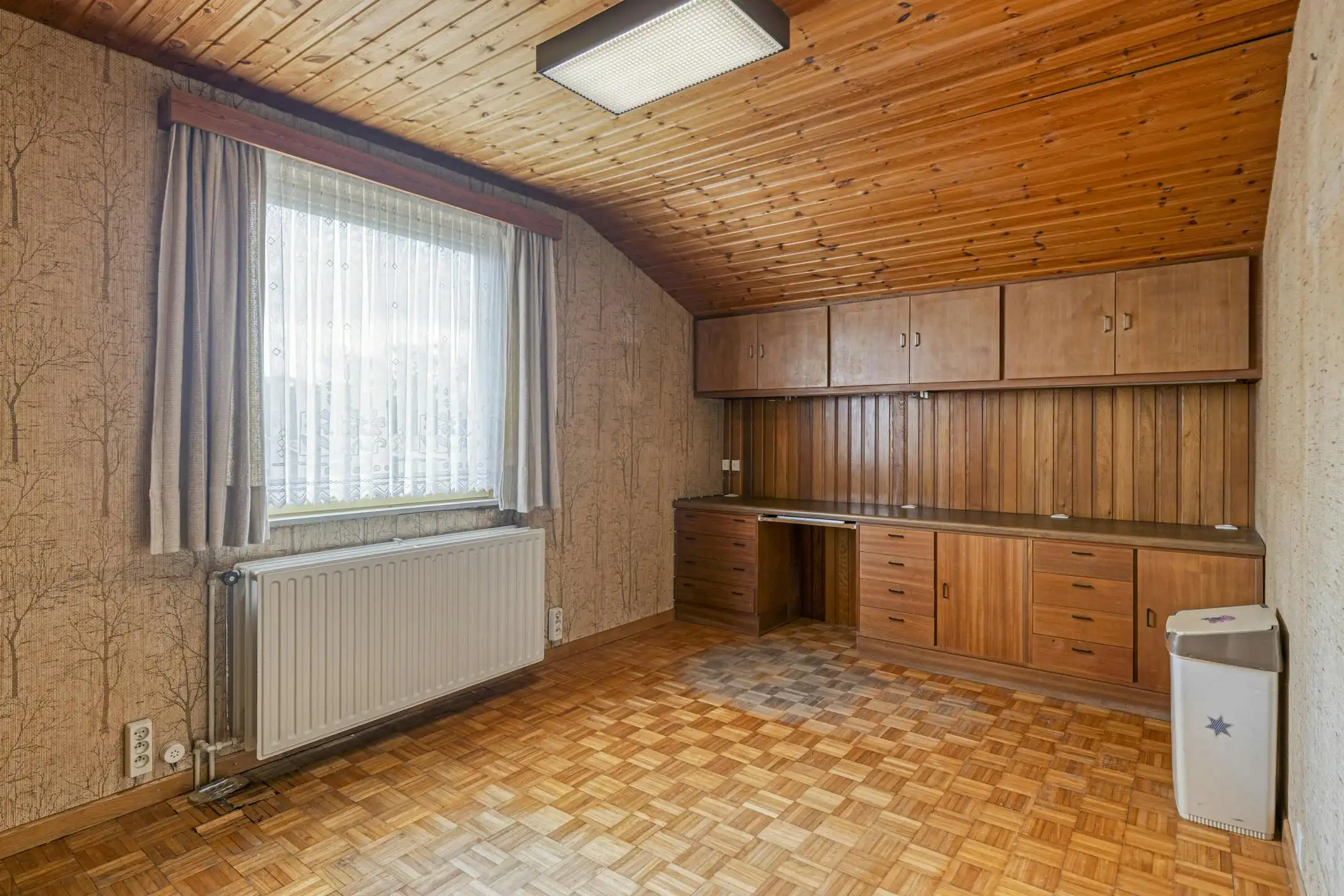 Woning met 4 slaapkamers, tuin en garage te Veurne op 521m². foto 5