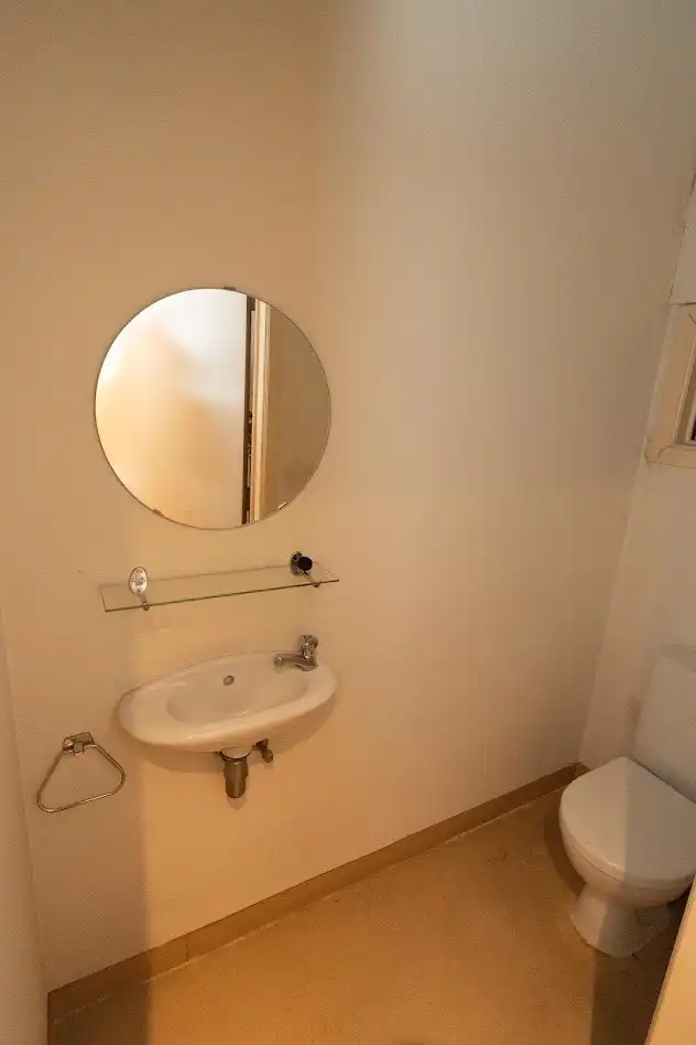 UITSTEKEND GELEGEN HOEKLOCATIE MET INDRUKWEKKENDE GEVELBREEDTE foto 23