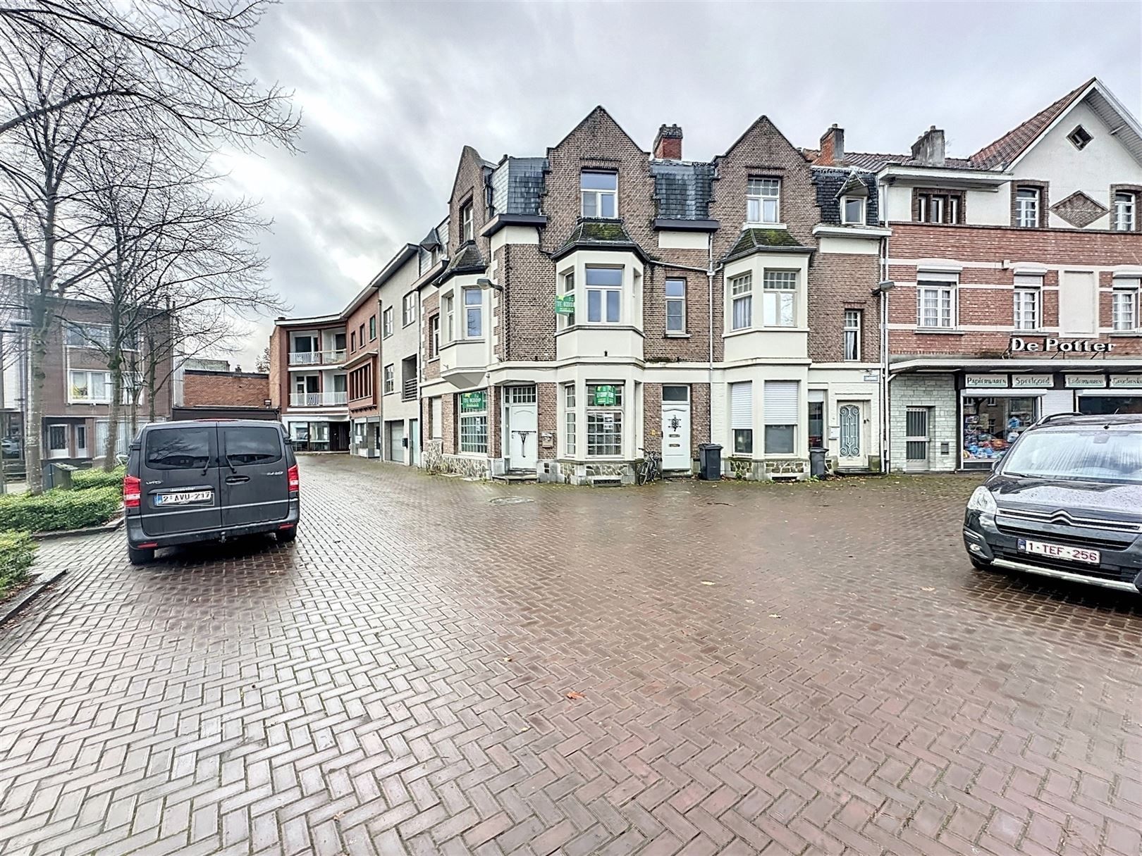 Charmant, instapklaar & centraal gelegen te Brasschaat  foto 6