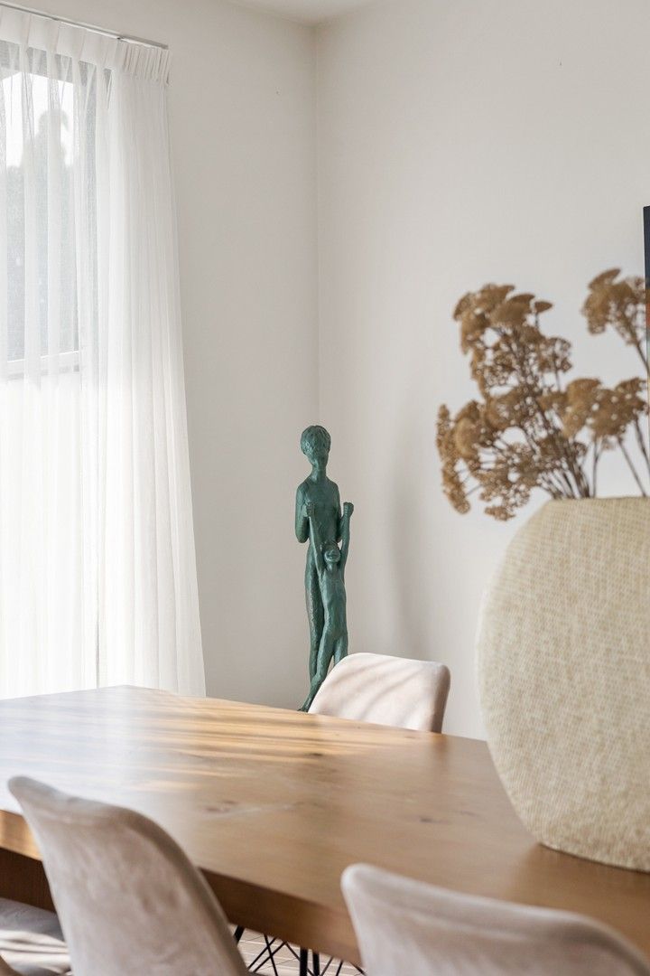 Prachtig appartement van 140m2 met ruim terras, grote kelder én garagebox. foto 5