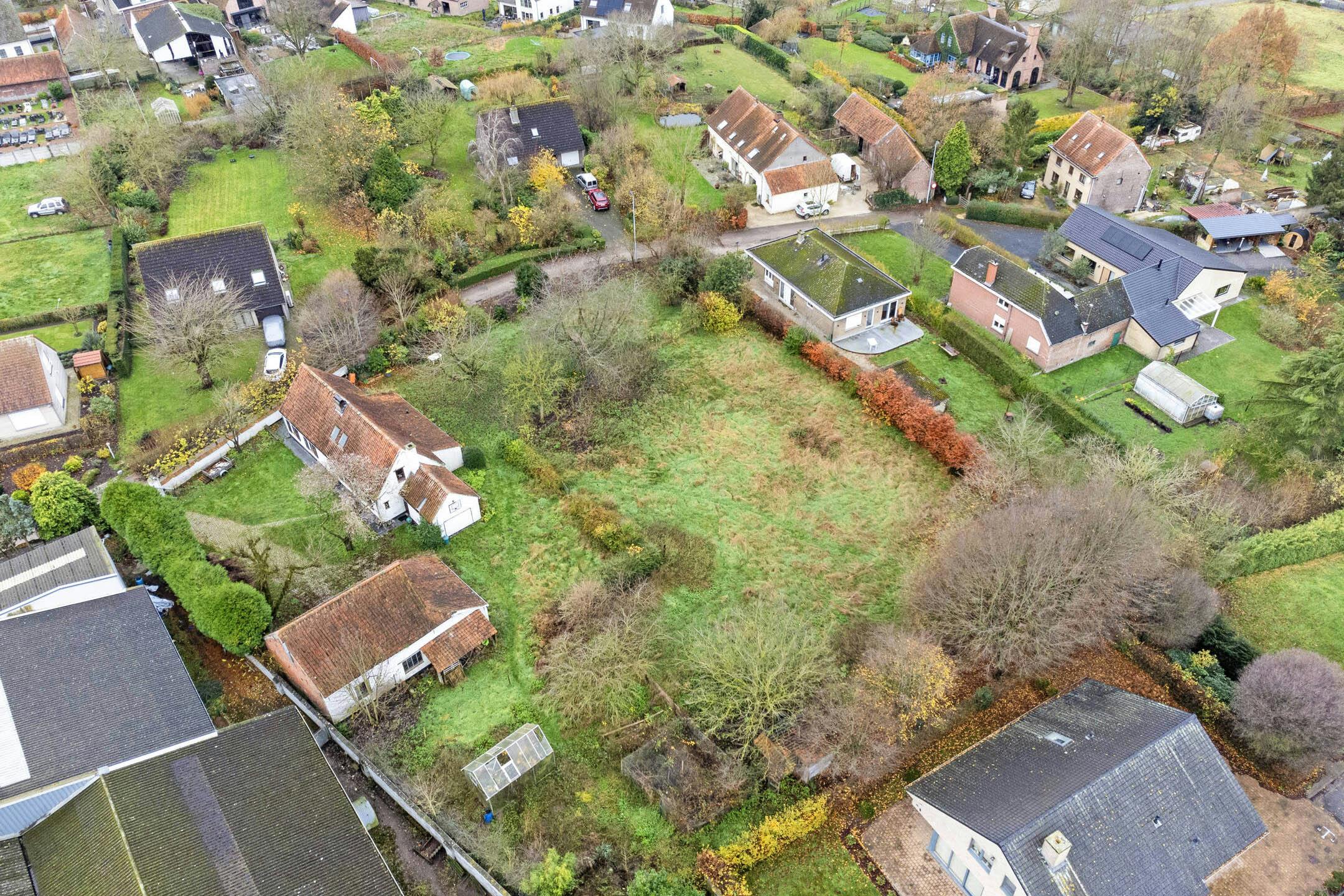 Perceel bouwgrond van 1108 m² te koop in Semmerzake foto 2