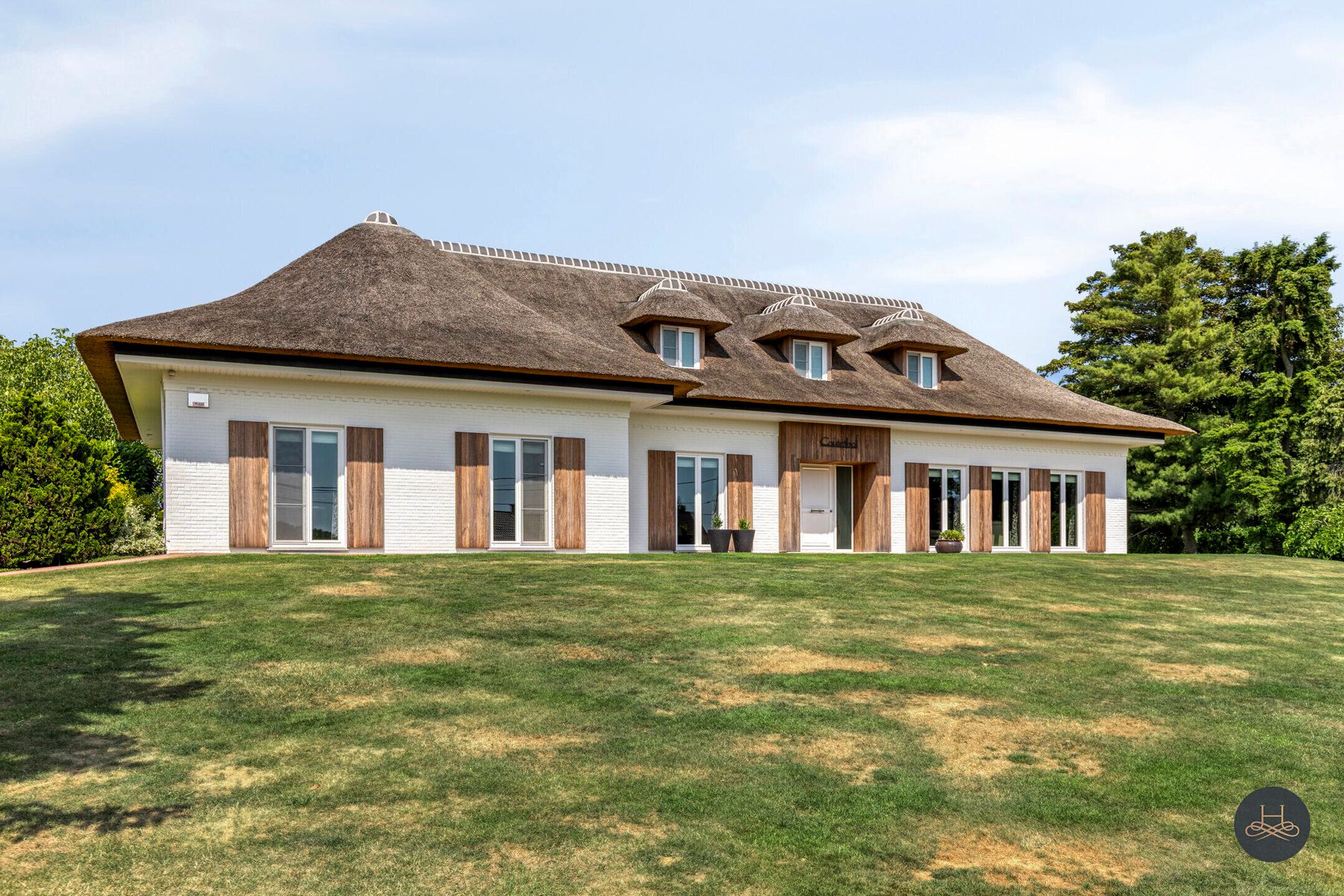 Charmante villa met open uitzicht en zwemvijver foto 3