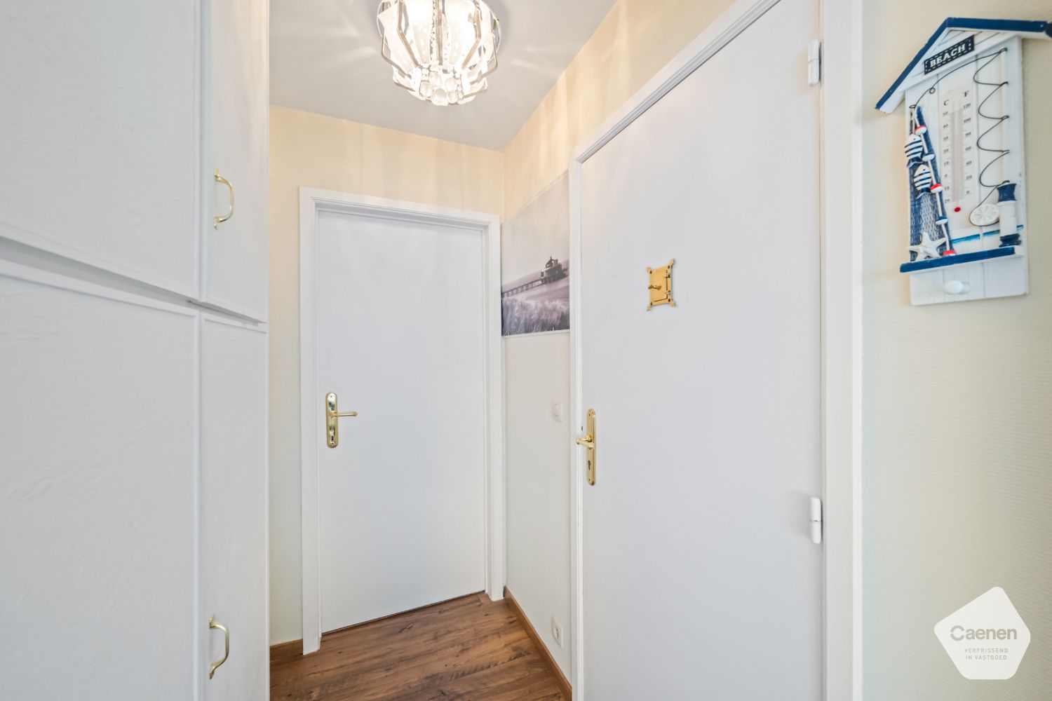 Instapklare gemeubelde penthouse met één slaapkamer en met een prachtig zicht over de zee. Met garagebox op het Casinoplein inbegrepen. foto 9