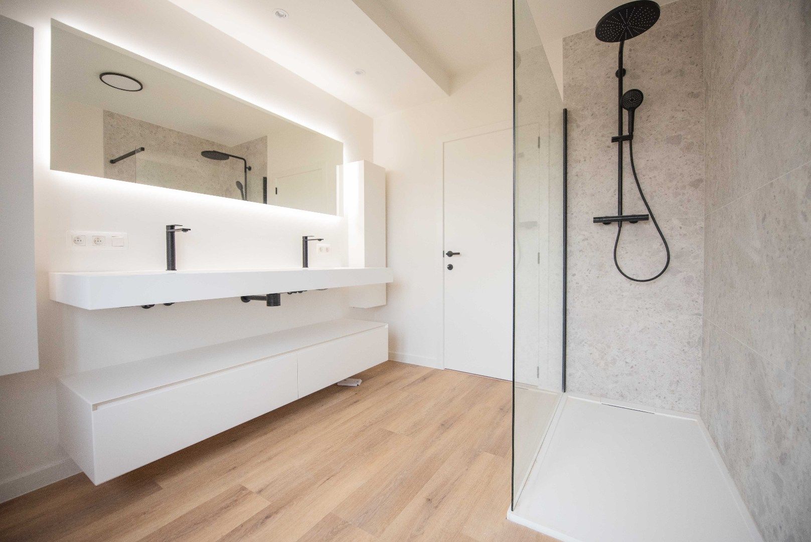 OOSTENDE- MARIAKERKE foto 16