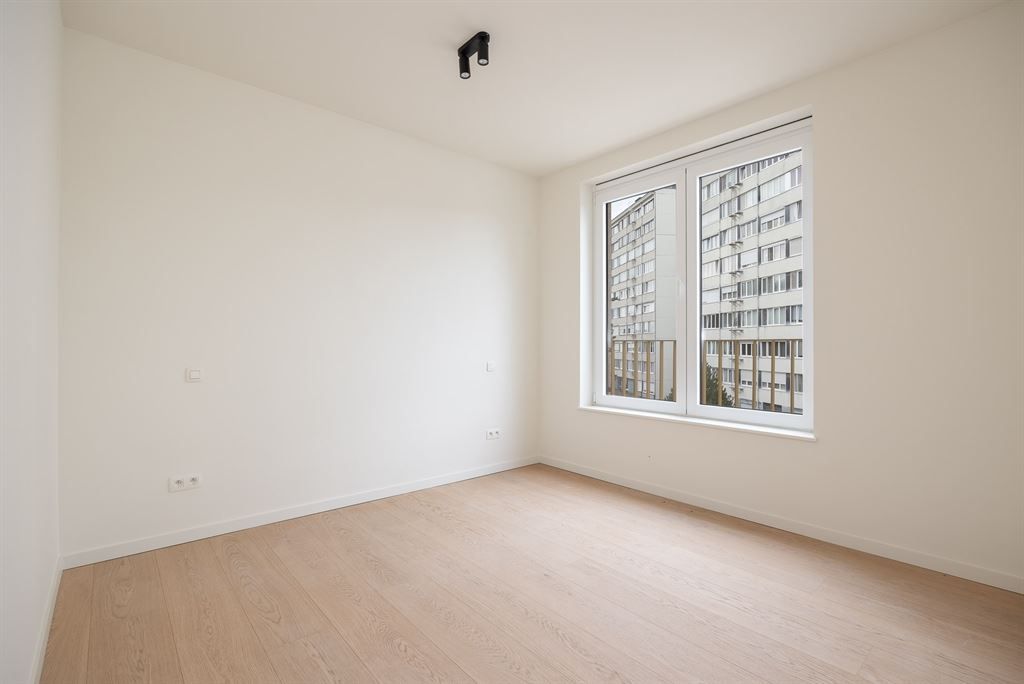 Ruim 3-slaapkamer appartement met luxe afwerking foto 8