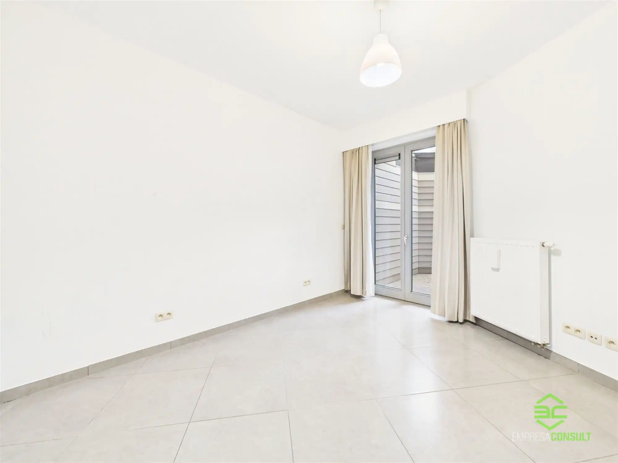 Interessant opbrengsteigendom met 4 app in het centrum! foto 12