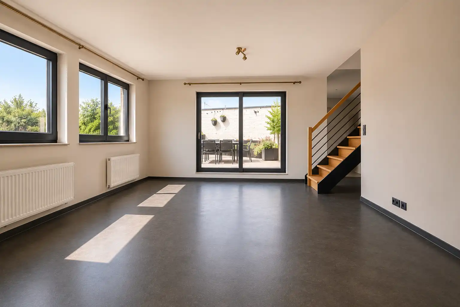 Ruim penthouse met 5 slaapkamers, 2 zuid terrassen en garage foto 13