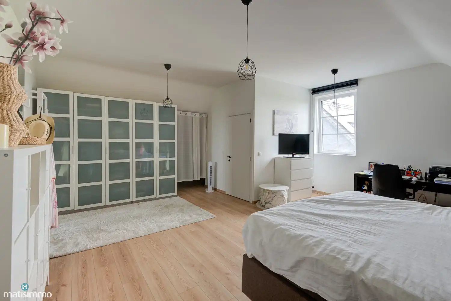 RUIME NIEUWBOUWWONING MET 4 SLAAPKAMERS EN RUIME TUIN TE MARTENSLINDE (BILZEN) foto 19