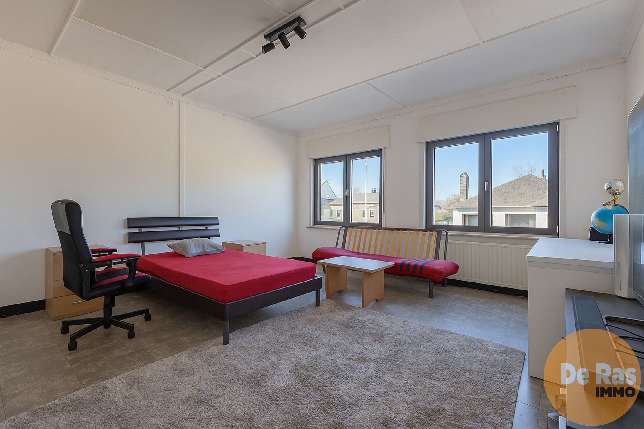 BURST - Solide woning met vergunde loods (400m²) foto 13