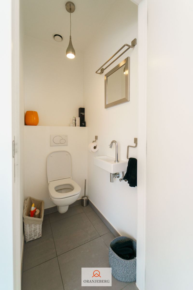 Ruim 2-slaapkamer appartement met terras centrum-Gent nabij Zuid foto 21