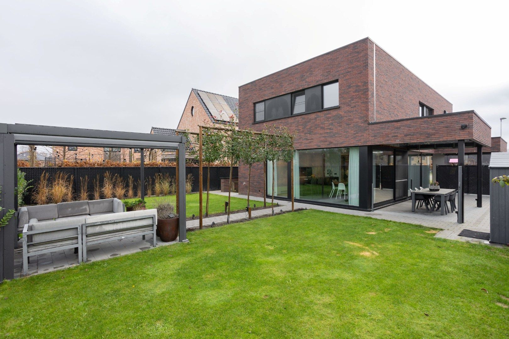 Prachtige, instapklare woning te koop! foto 37