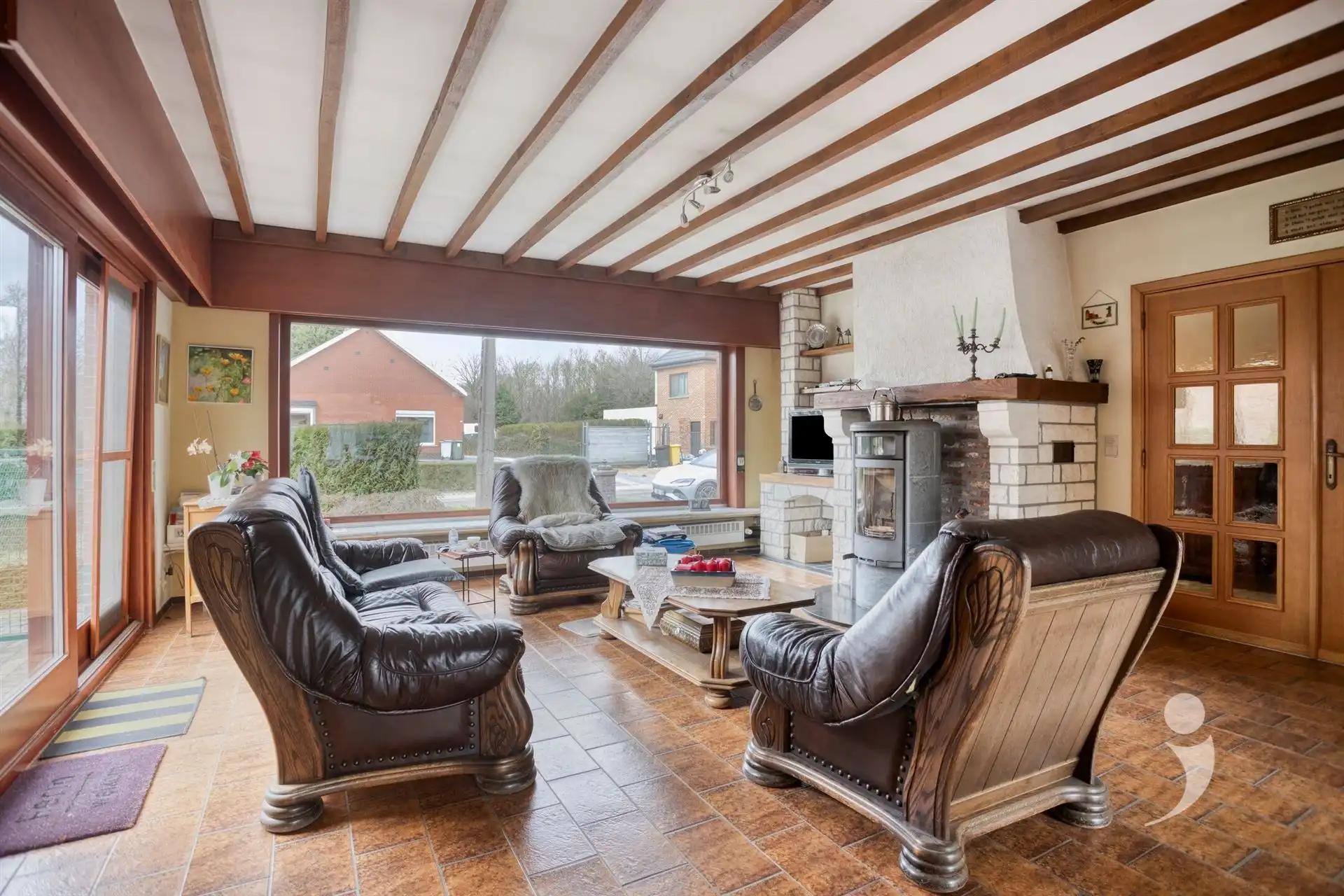 Ruime gelijkvloerse woning te Wezemaal!  foto 3