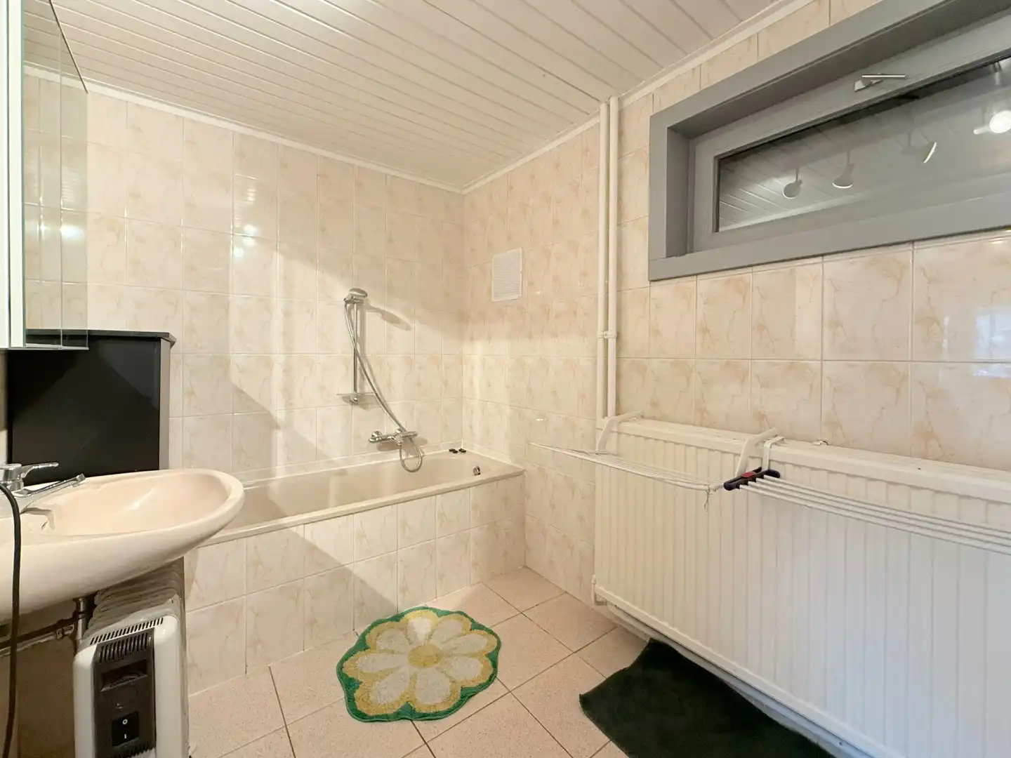 Ruime gezinswoning in Tildonk foto 11