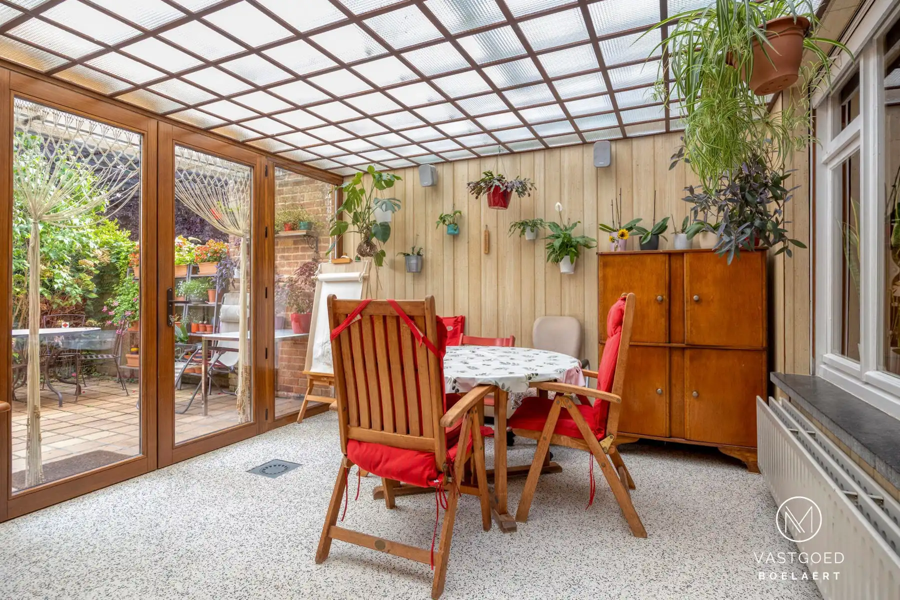 Stadswoning met 6 slaapkamers, garage én tuin te Aalst foto 9