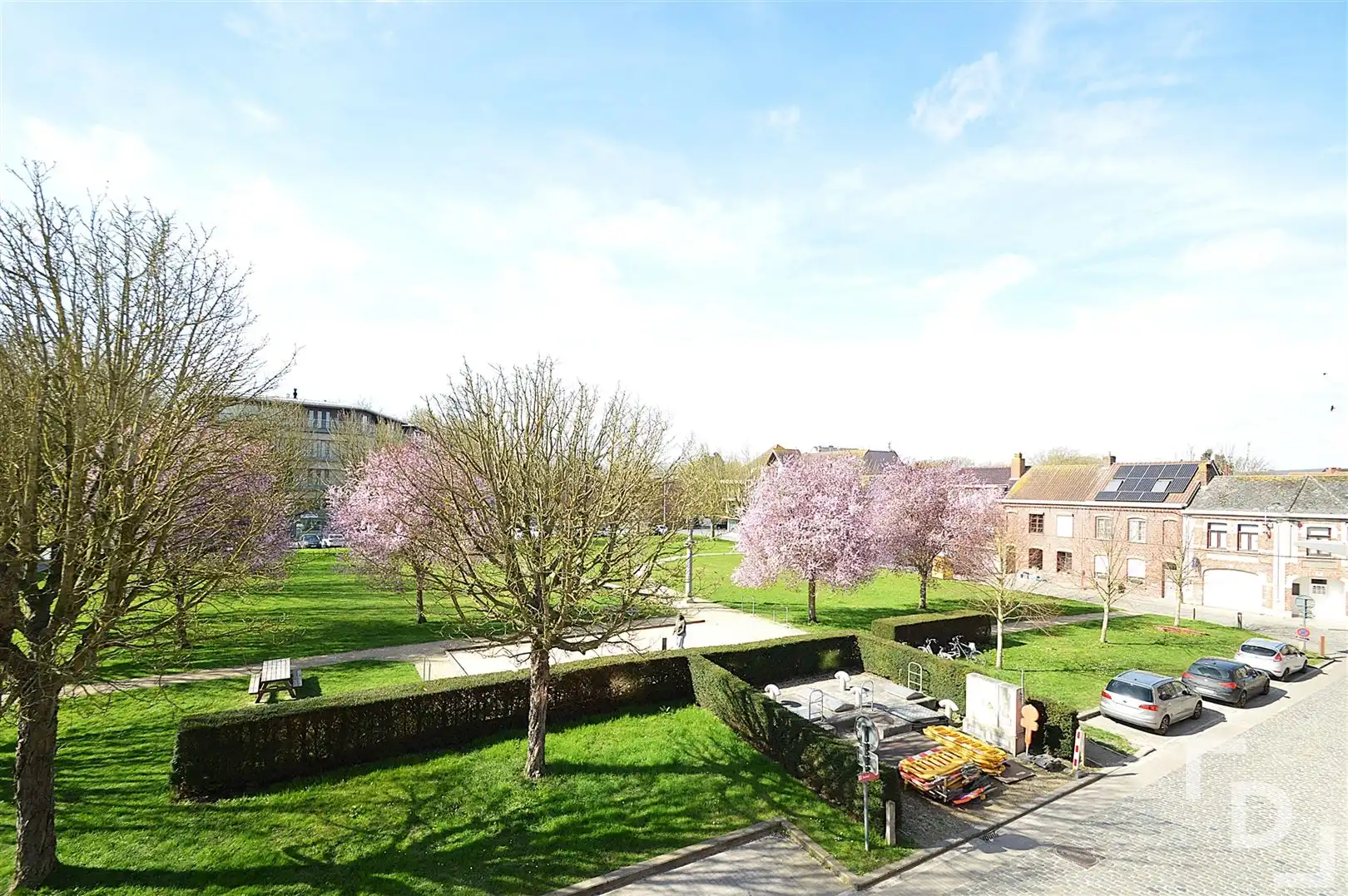 Modern en energiezuinige nieuwbouwwoning te huur in centrum Ieper. foto 7