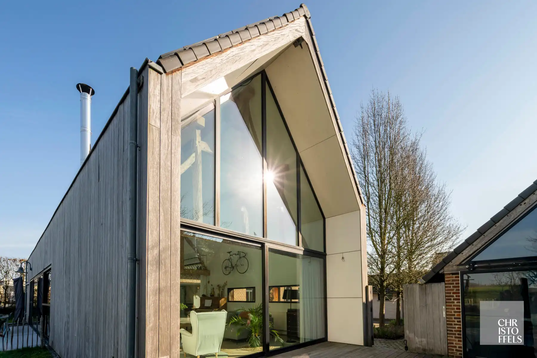 Exclusieve vierkantshoeve met buitenzwembad en vrij uitzicht op perceel van 3.213m² foto 26