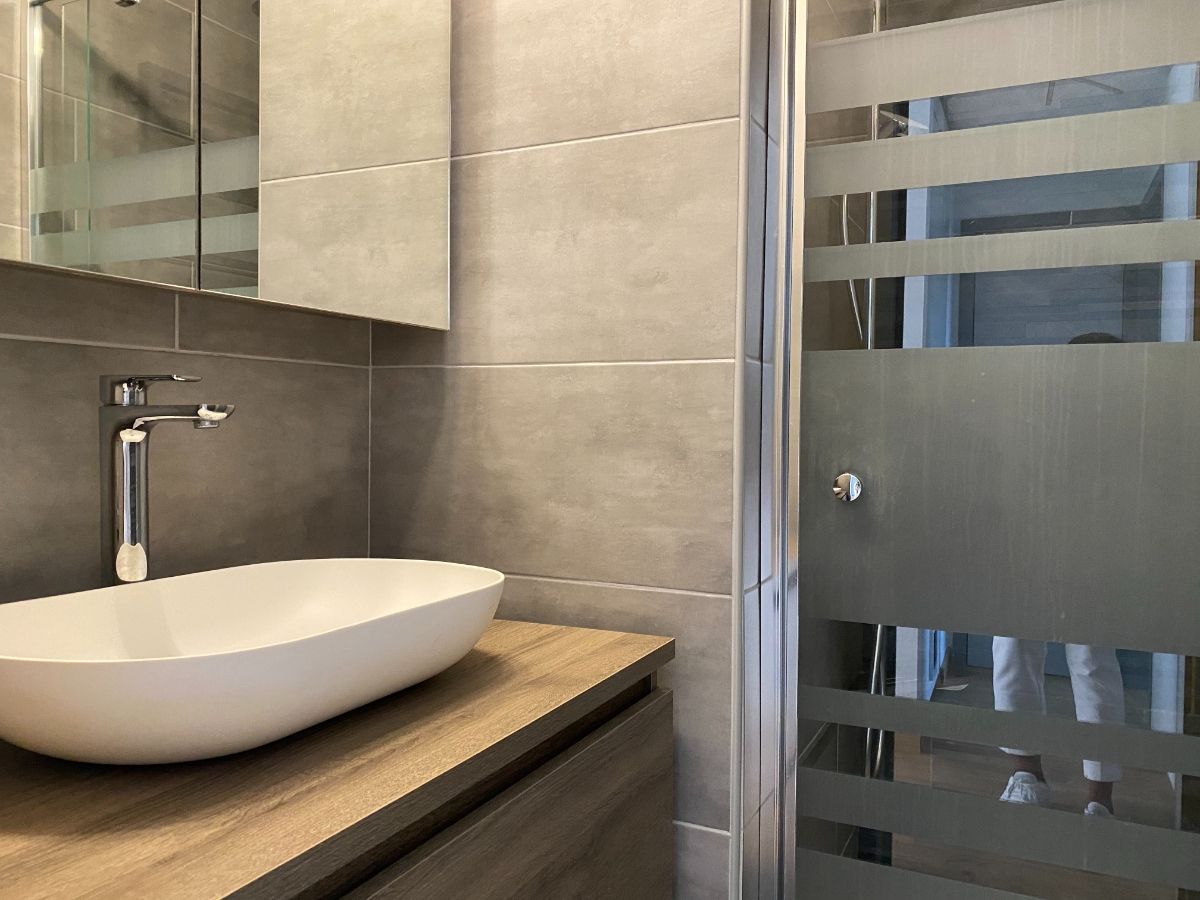 Appartement met twee slaapkamers en gemeenschappelijke tuin. foto 9