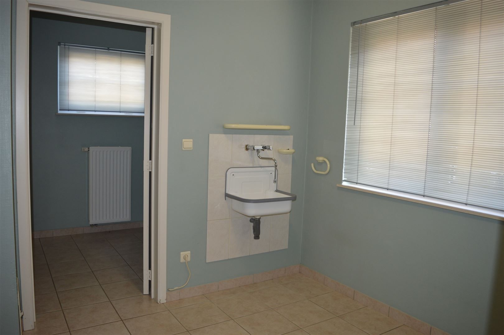 TE HUUR: vrijstaande woning met 4 slaapkamers gelegen te Houthalen-Helchteren! foto 8