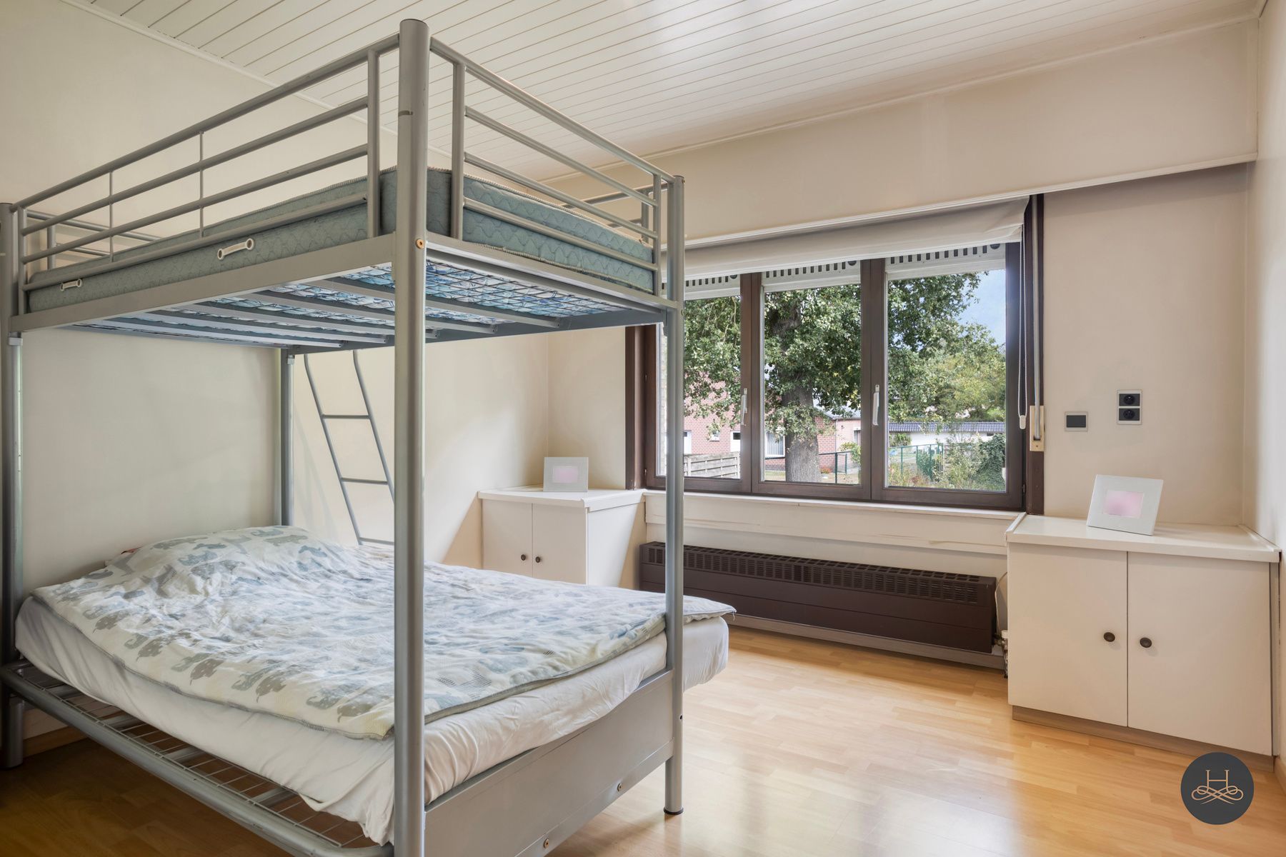 Zeer energiezuinige woning met knappe tuin foto 13