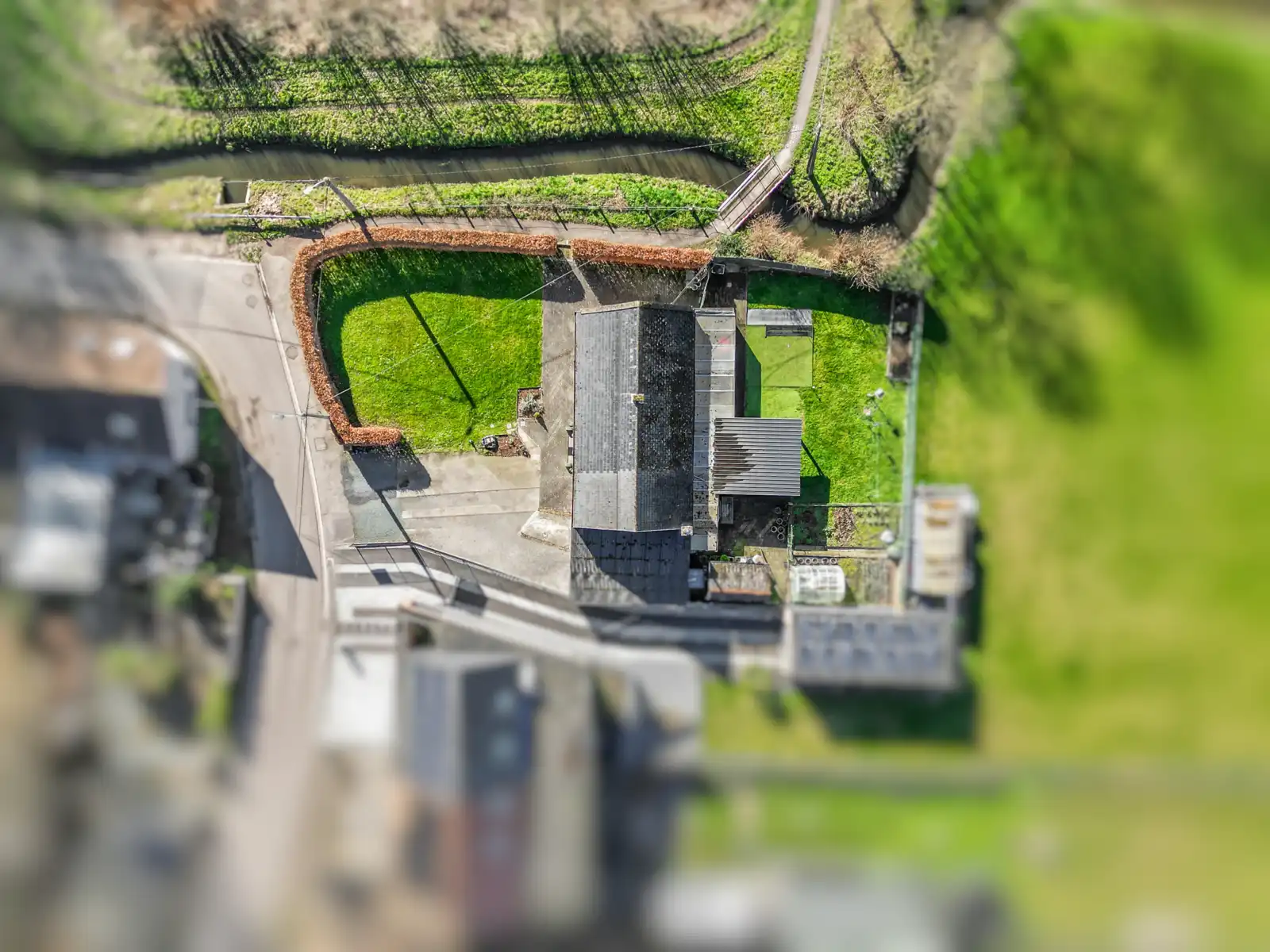 Prachtig gelegen te renoveren open bebouwing op een mooi perceel van 1310m² te Londerzeel foto 4