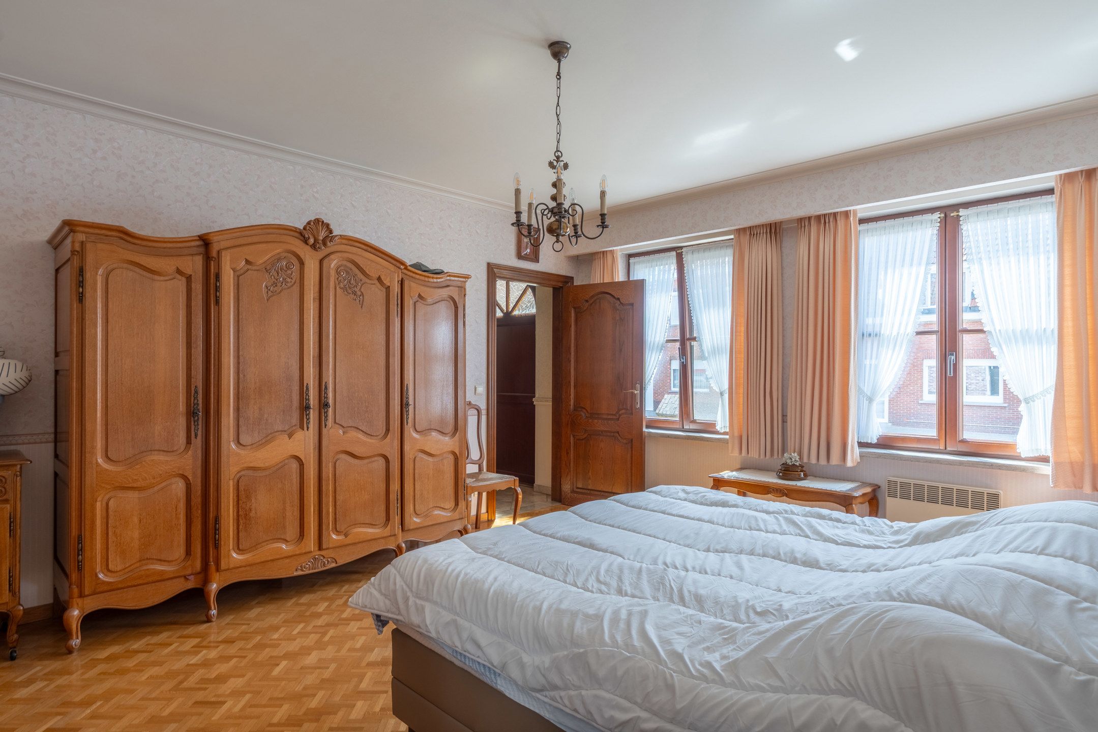 Ruime gezinswoning met 3 slaapkamers nabij centrum Beerse foto 14