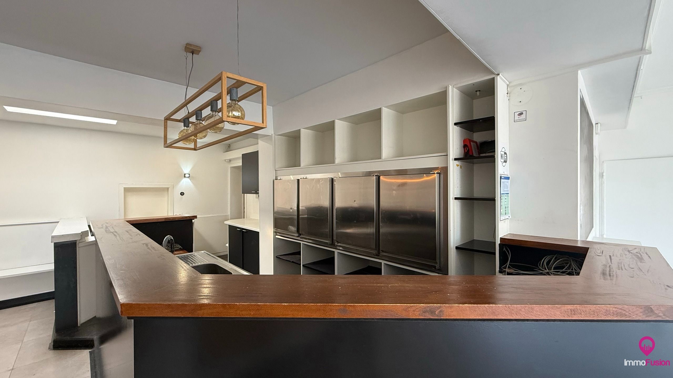 Instapklaar handelspand voor horeca op uitstekende locatie! foto 10